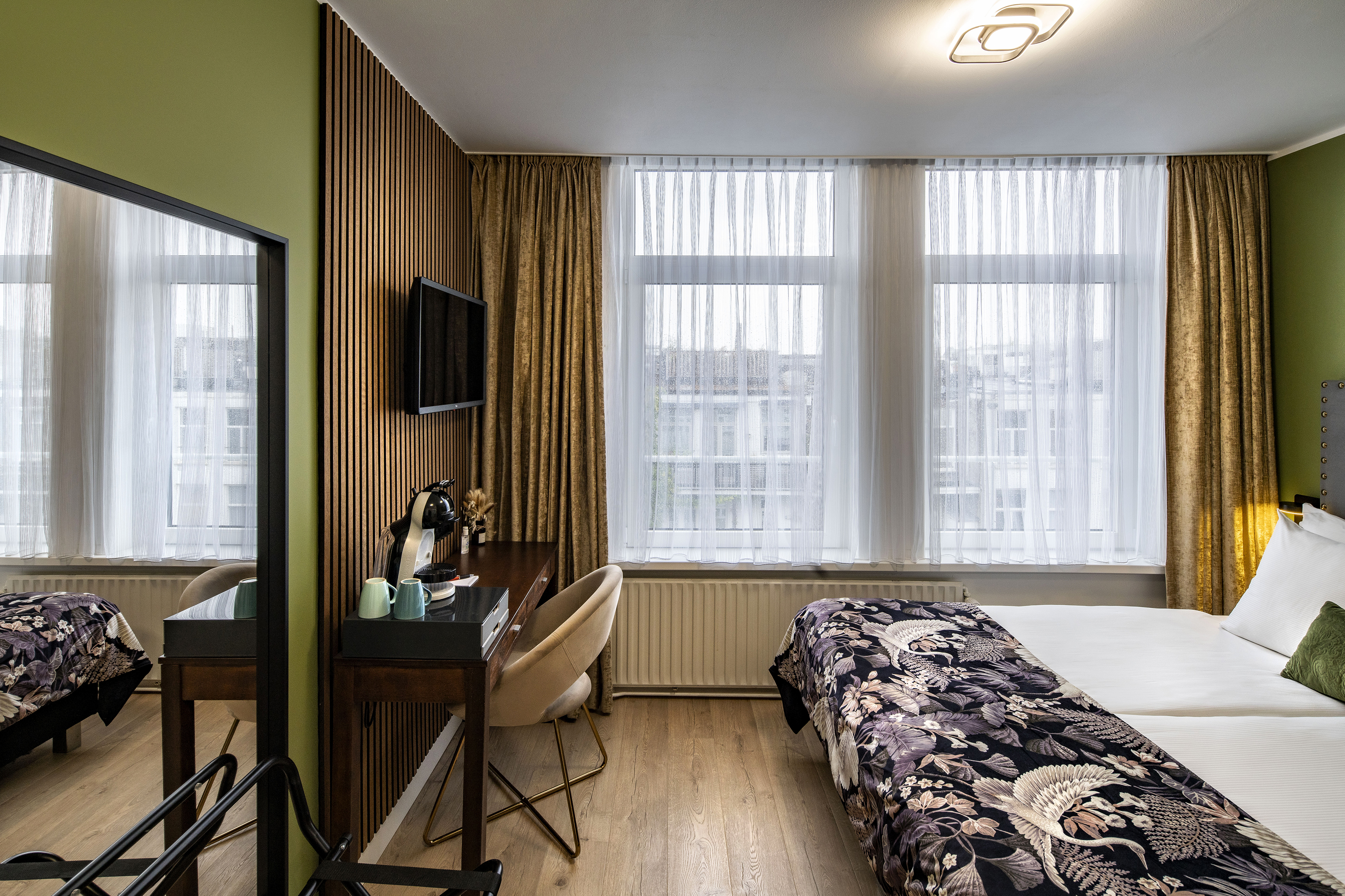 Double or Twin Standard