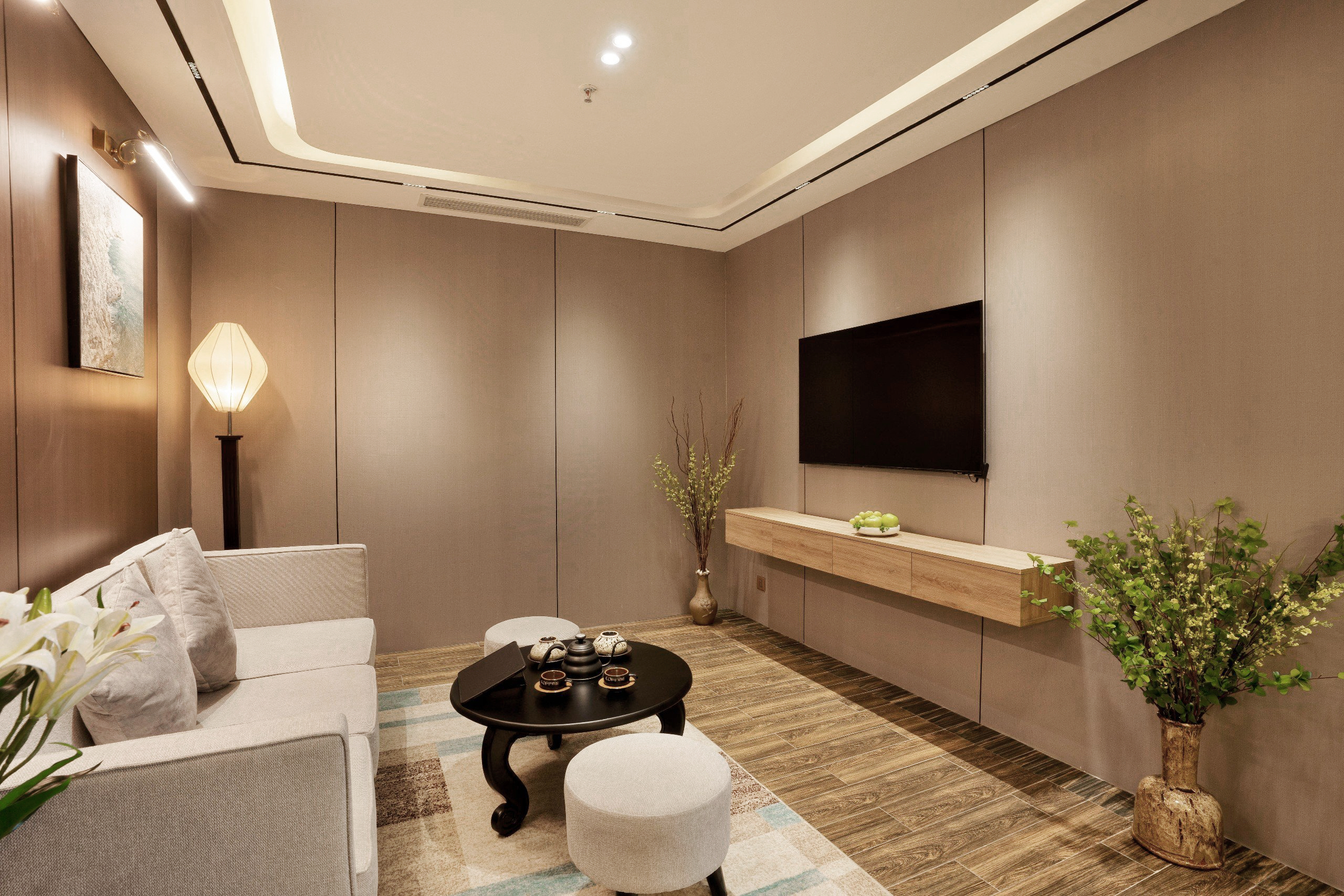 Quadruple Two King Beds