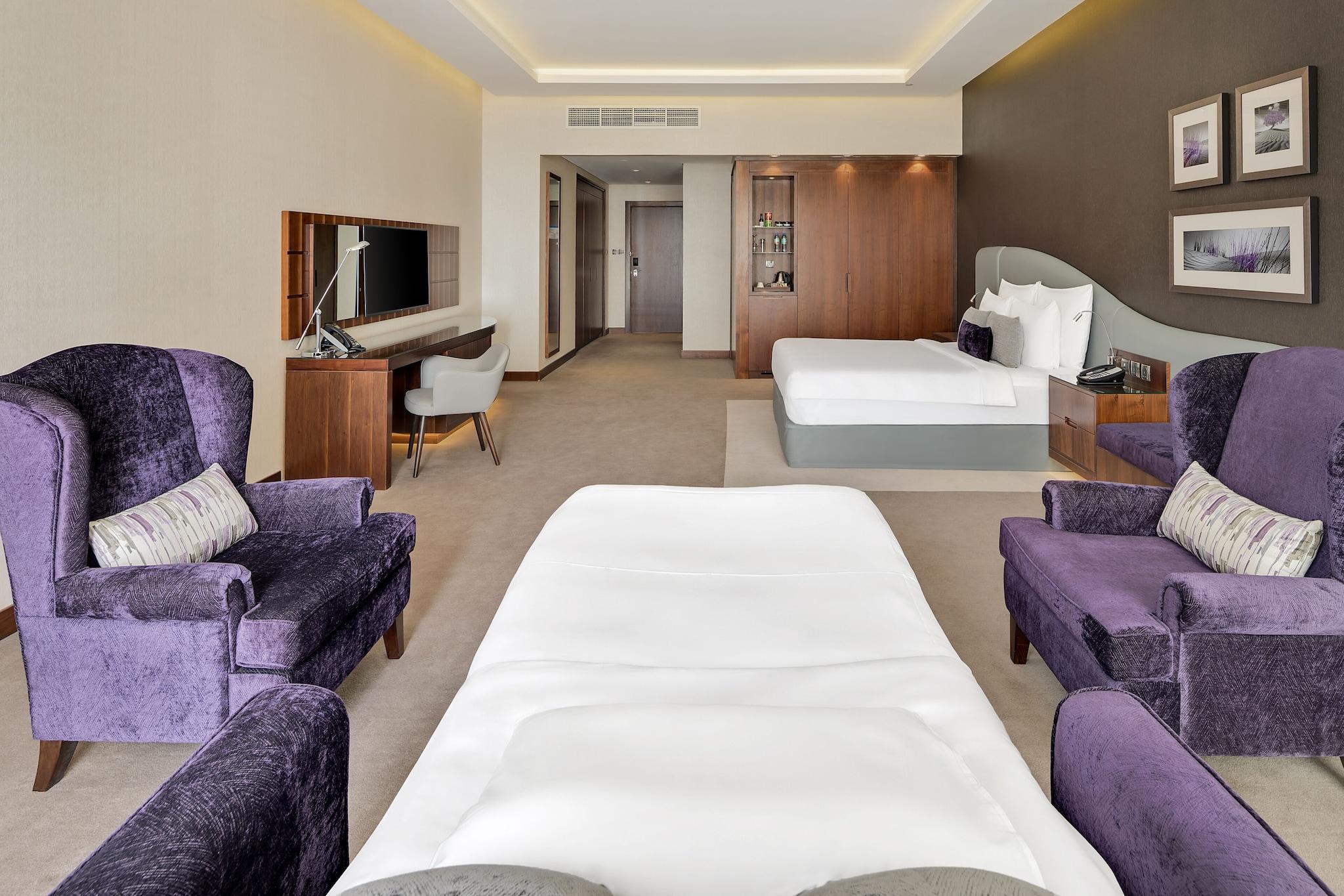 Family Room King Size Bed