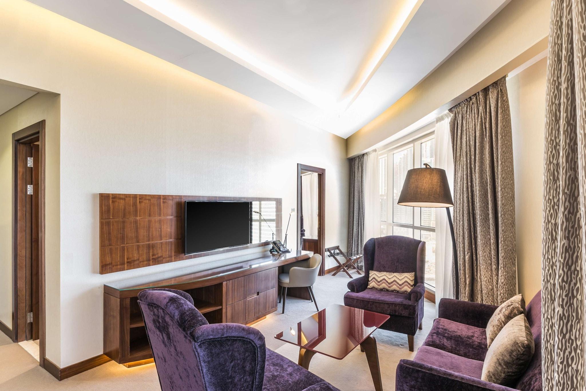 Junior Suite King Size Bed