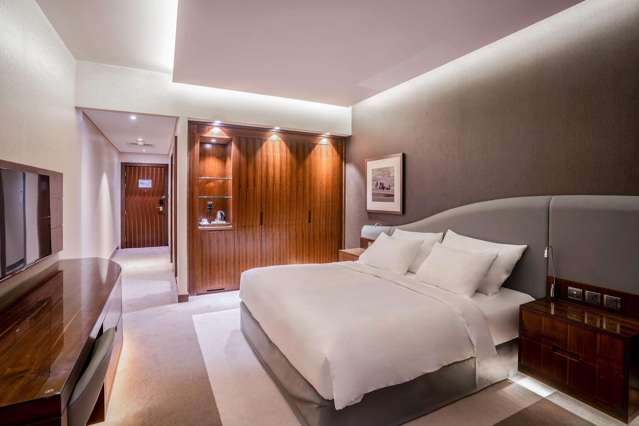 Double Executive King Bed