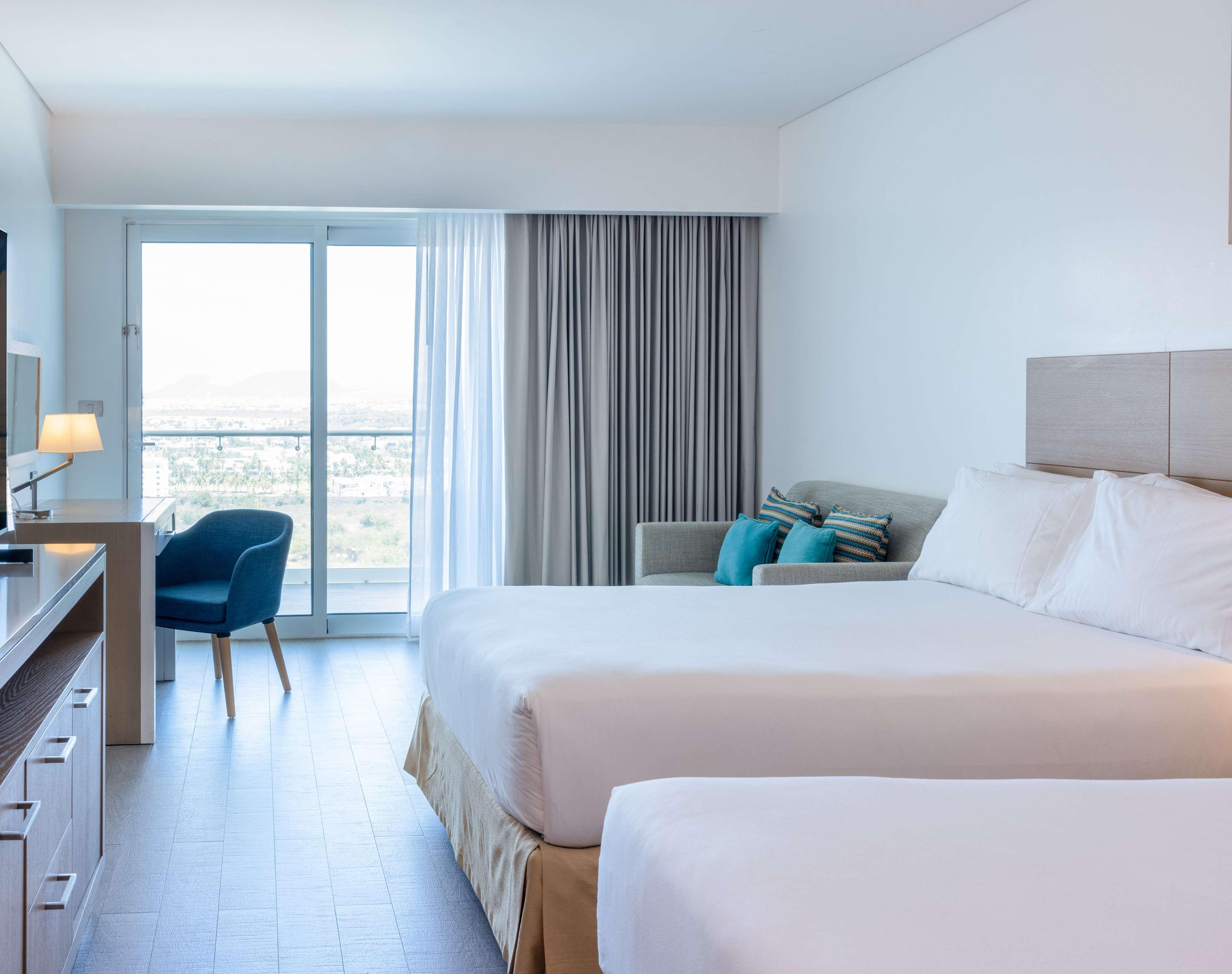 Junior Suite Ocean View with Balcony