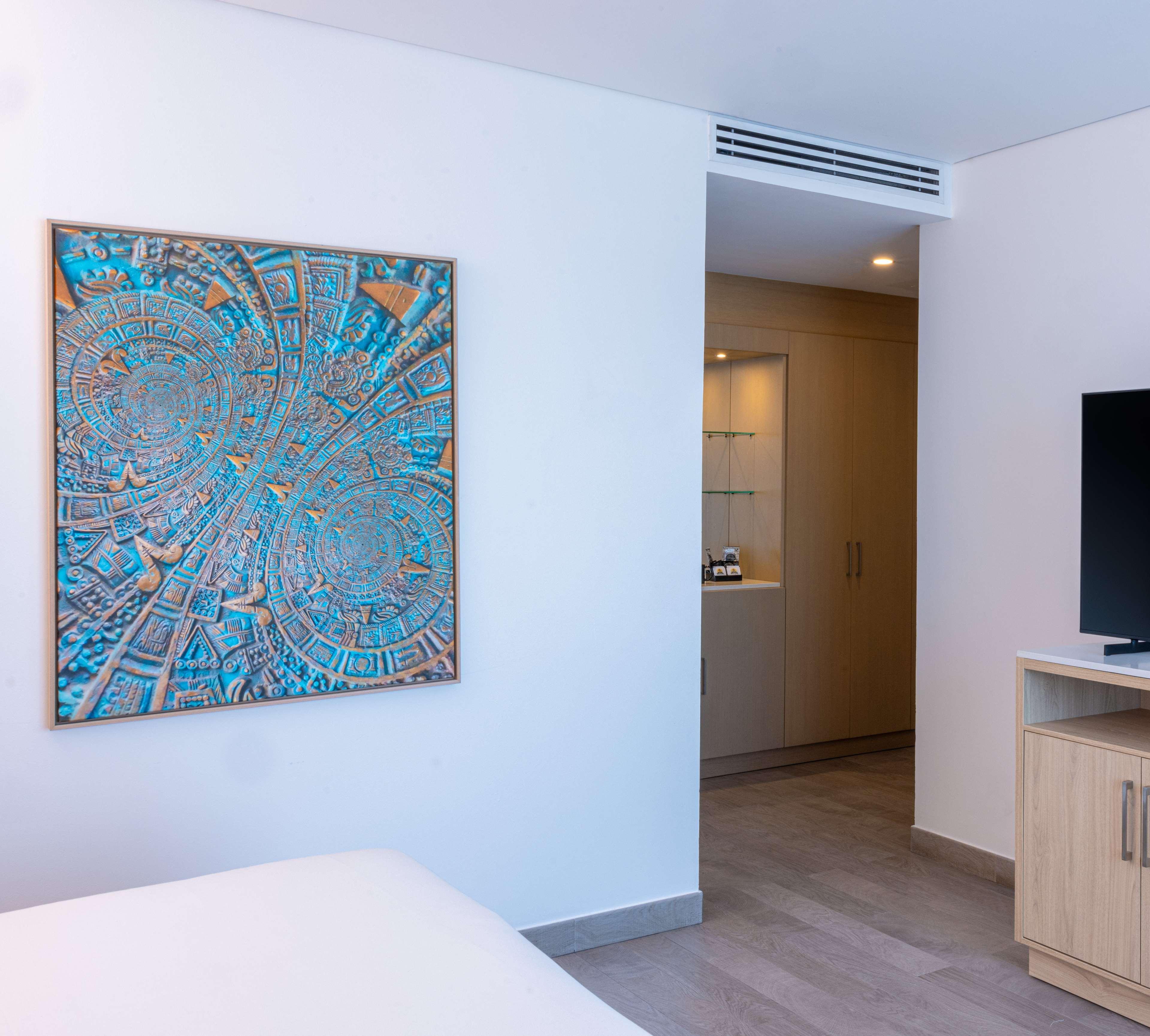 Double Accessible-queen Size Bed