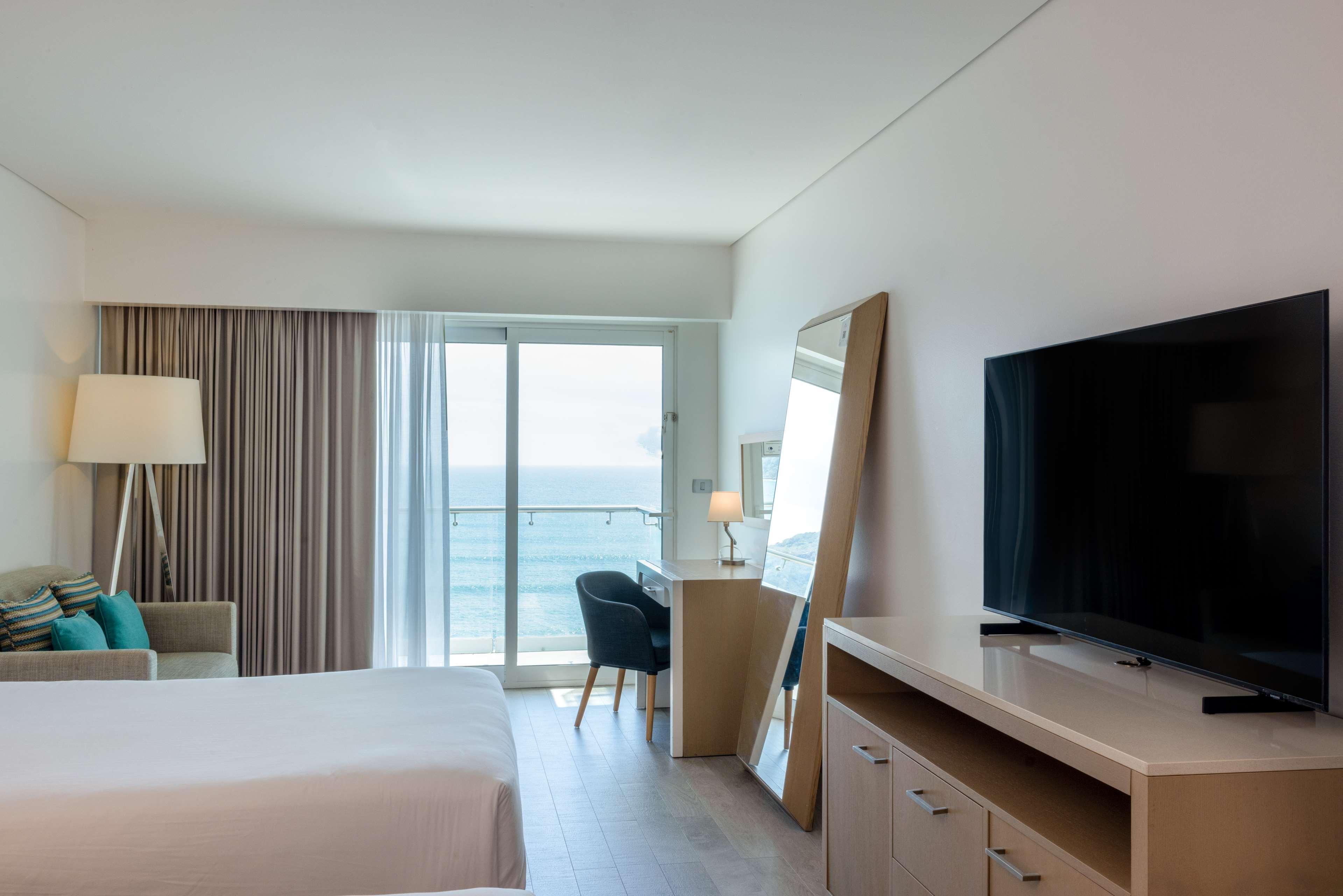 Junior Suite Ocean View with Balcony