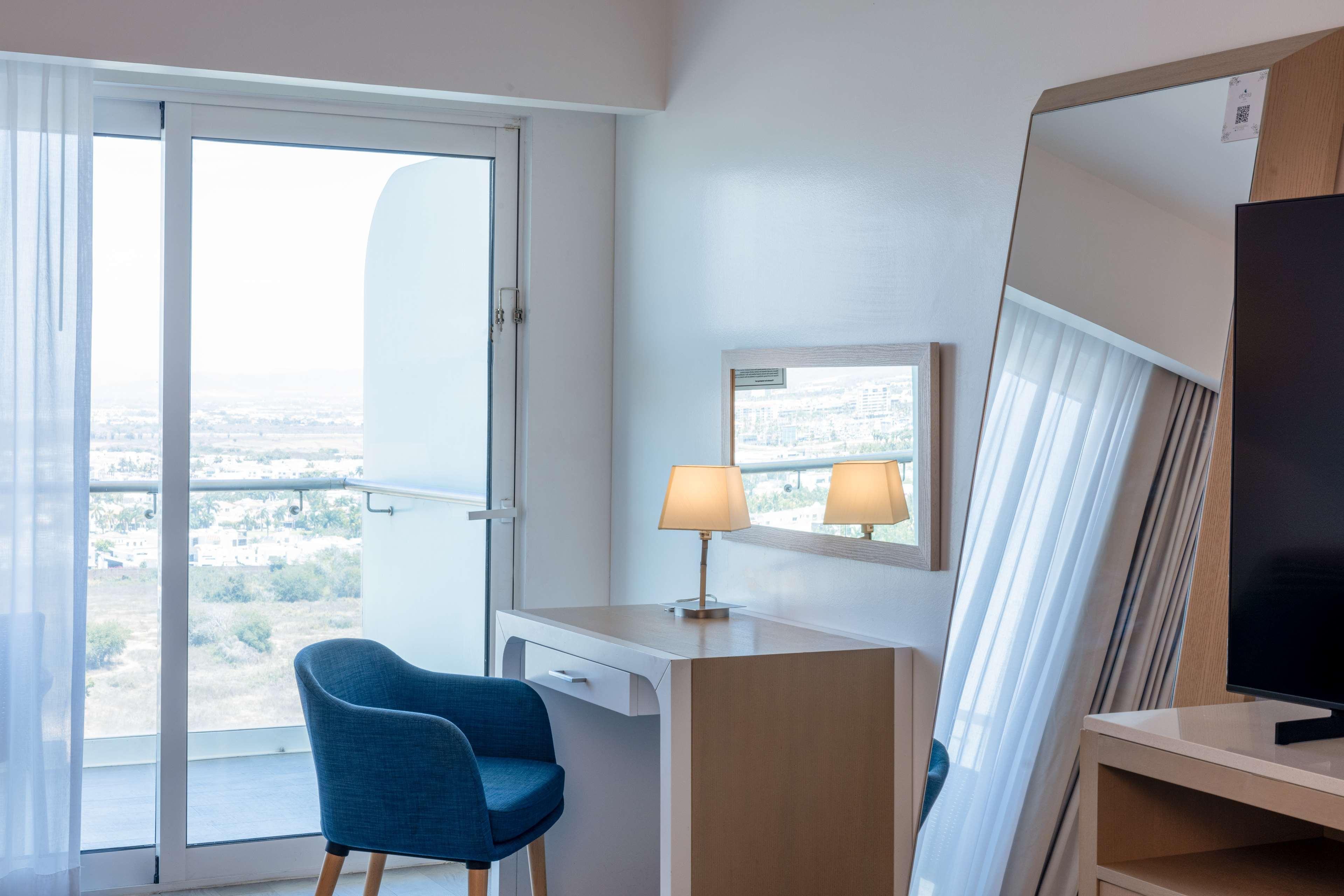 Junior Suite City View Two Double Beds