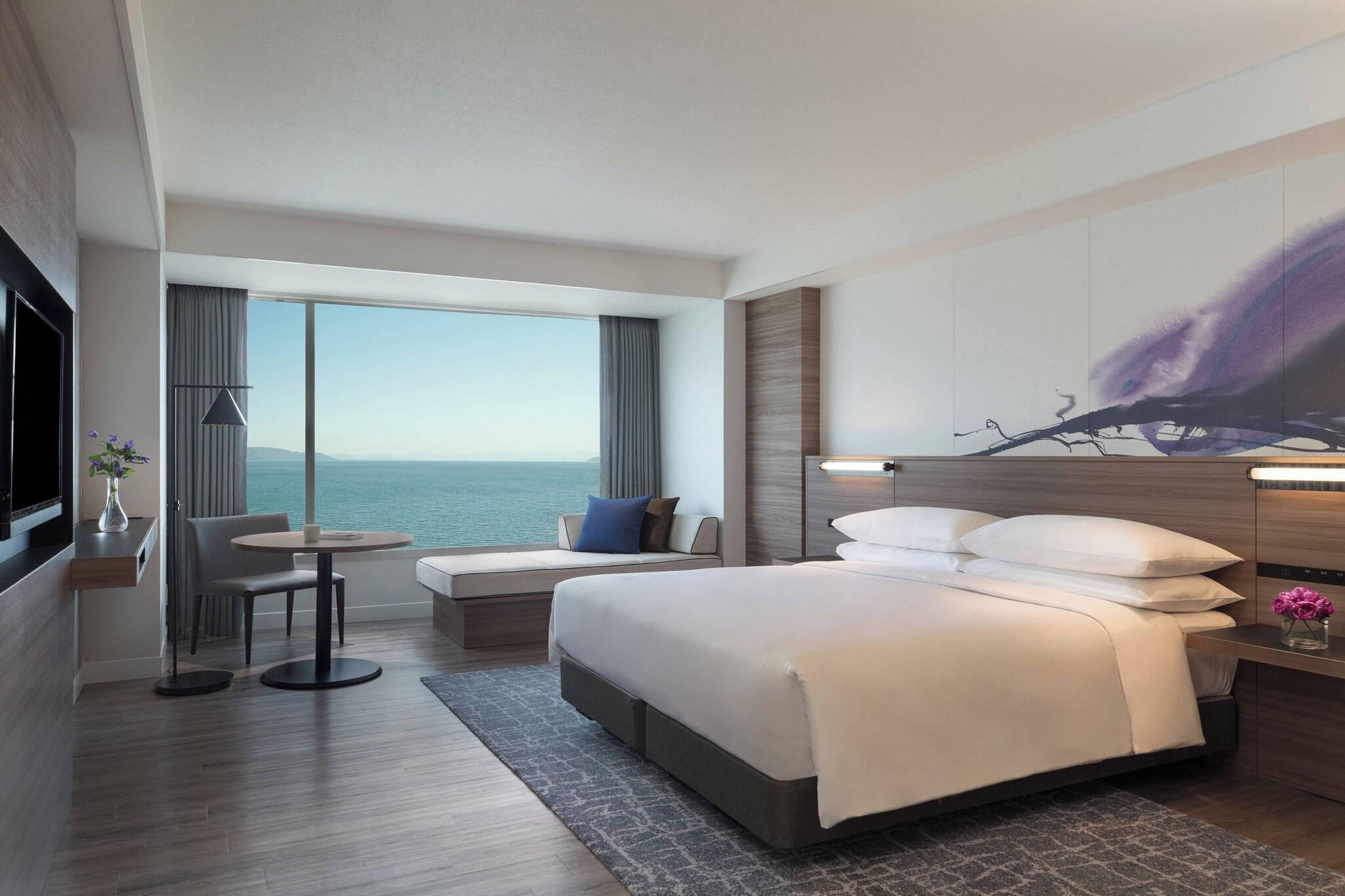 Double Premium with Views