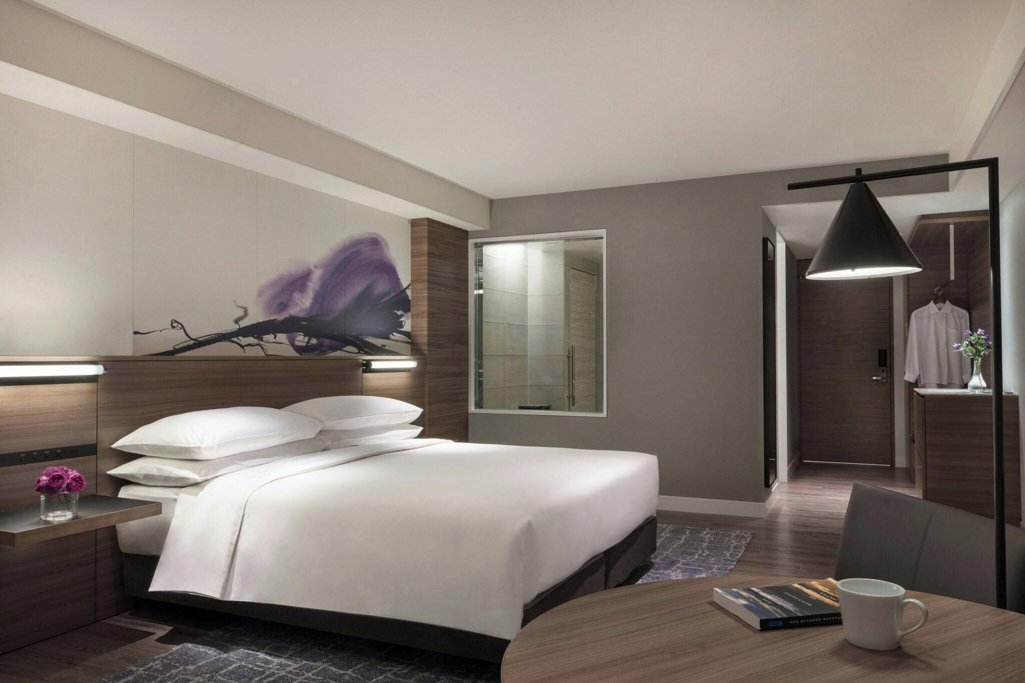 Double Premium with Views