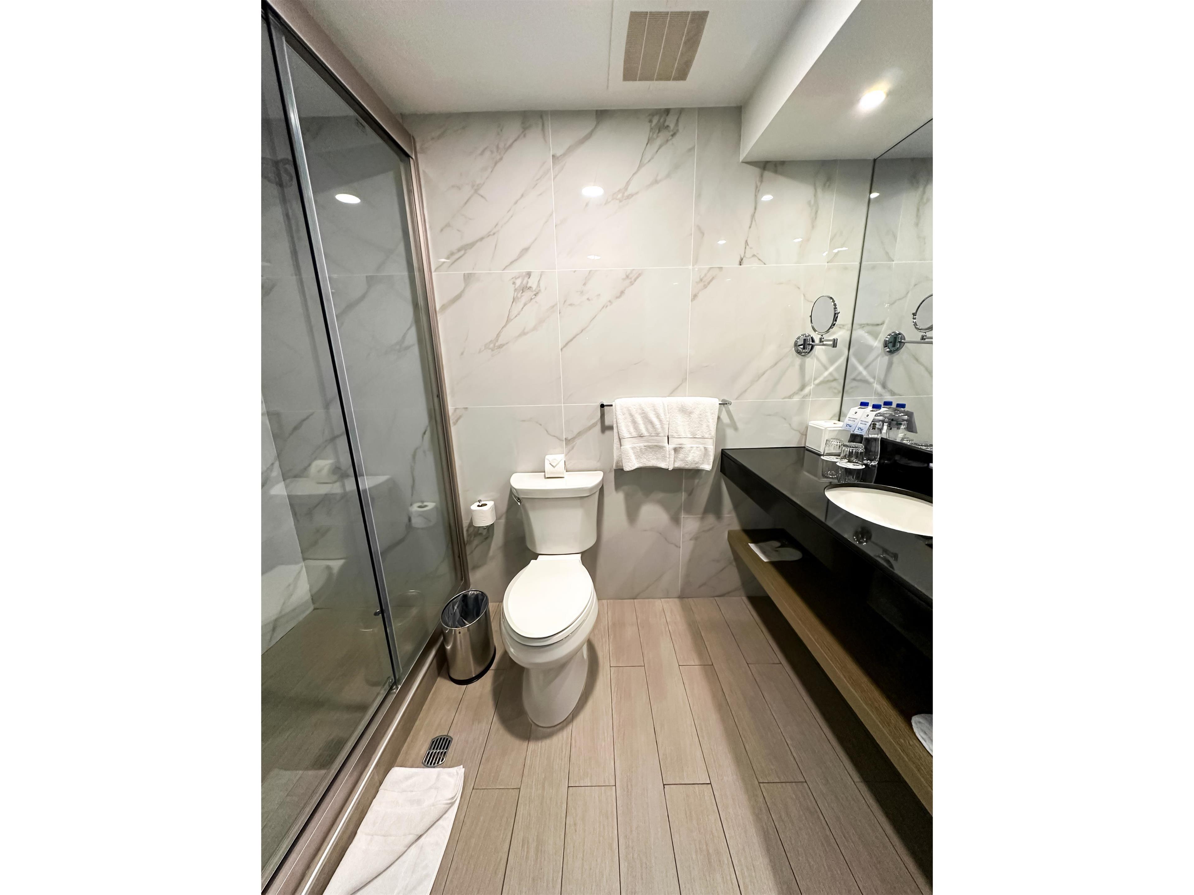 Double Superior King Bed