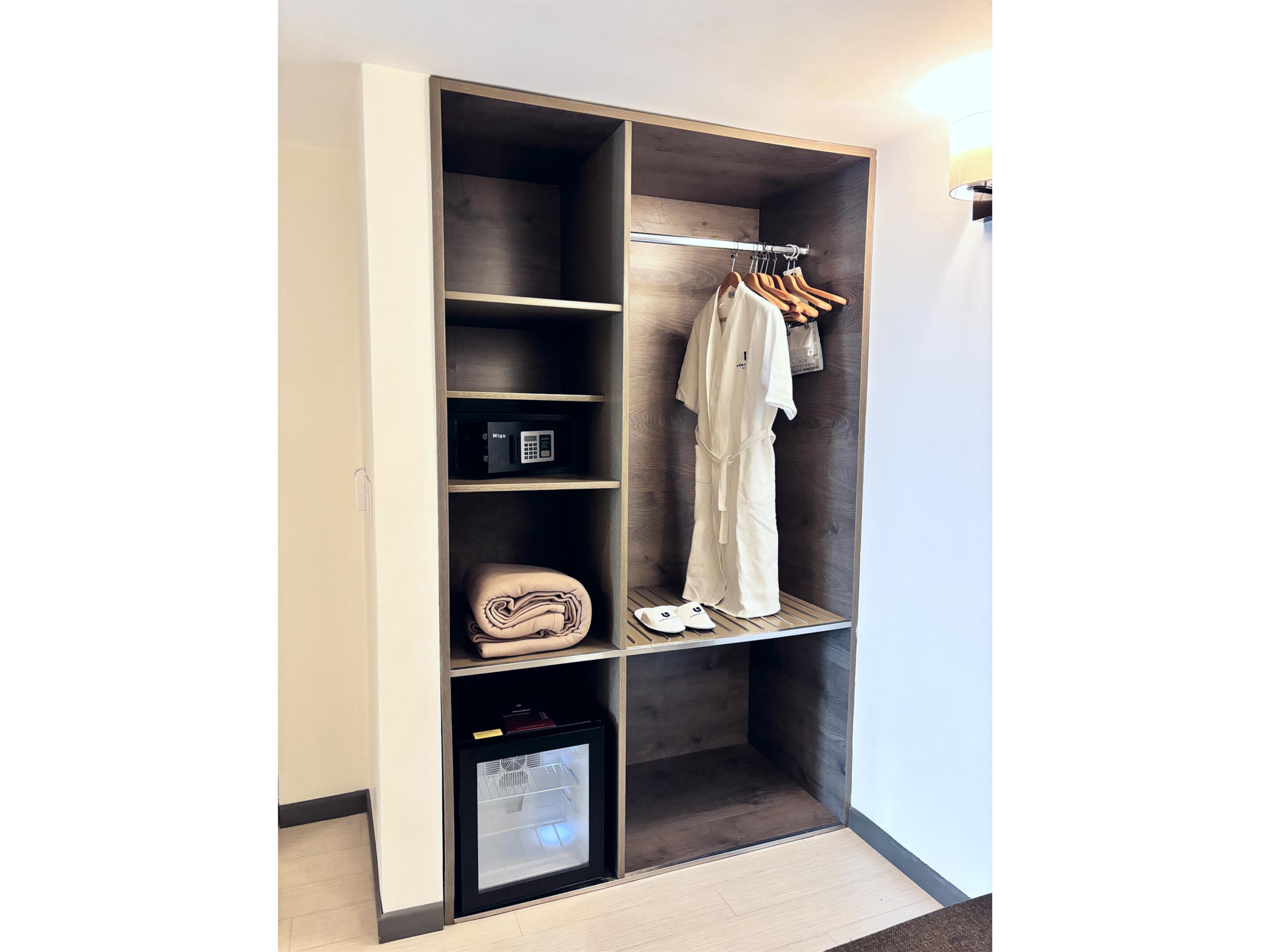 Double Superior Queen Bed