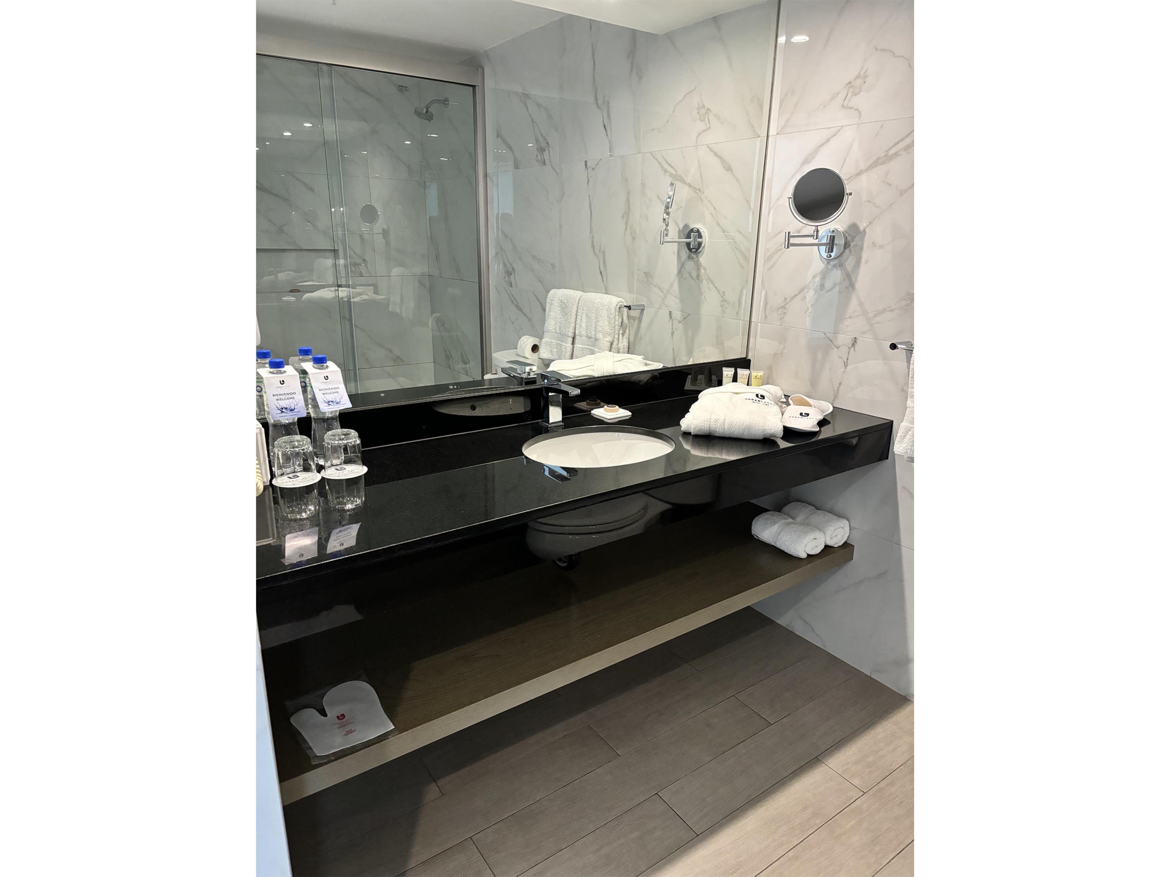 Junior Suite King Size Bed