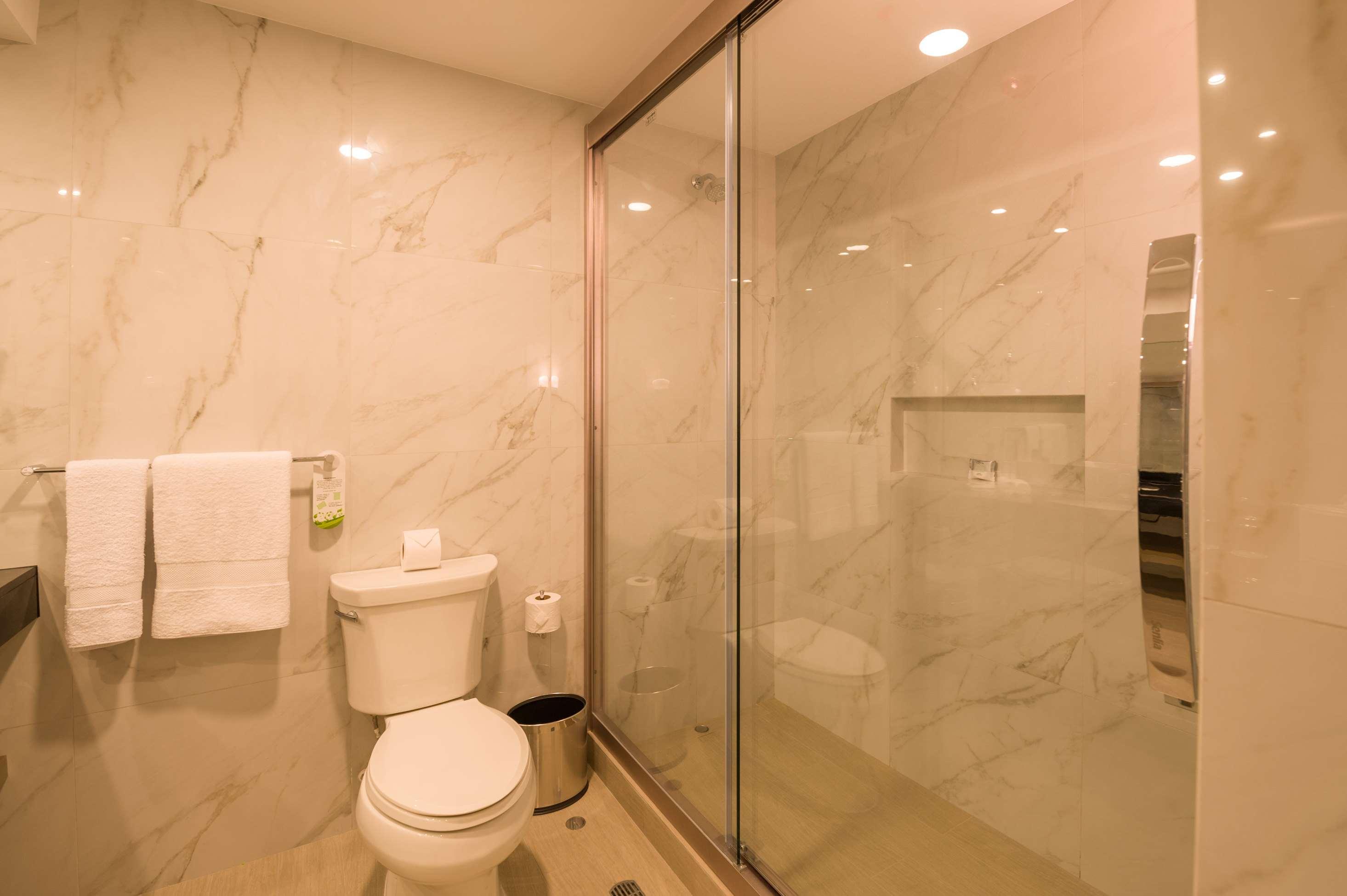 Junior Suite King Size Bed