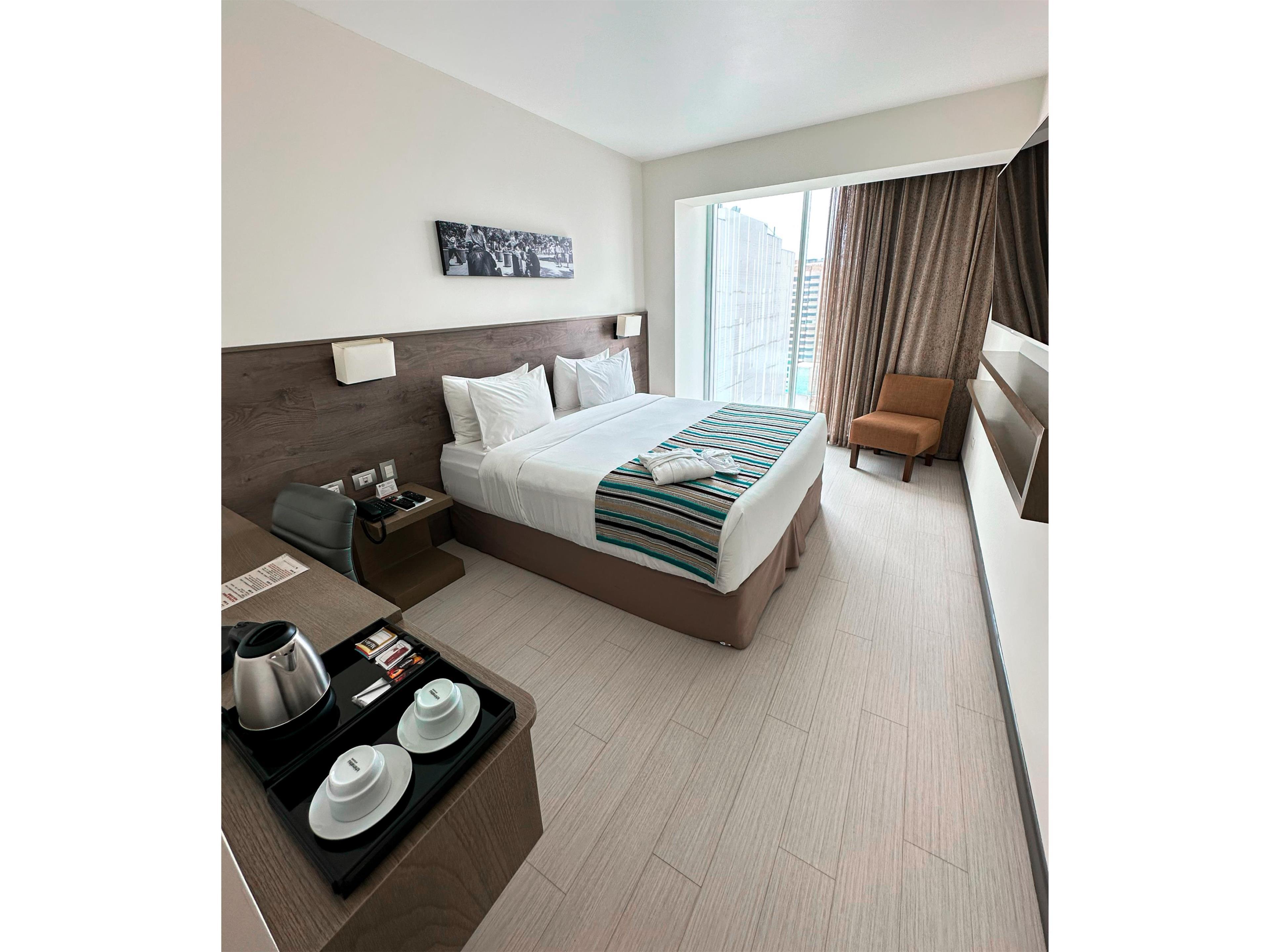 Junior Suite King Size Bed