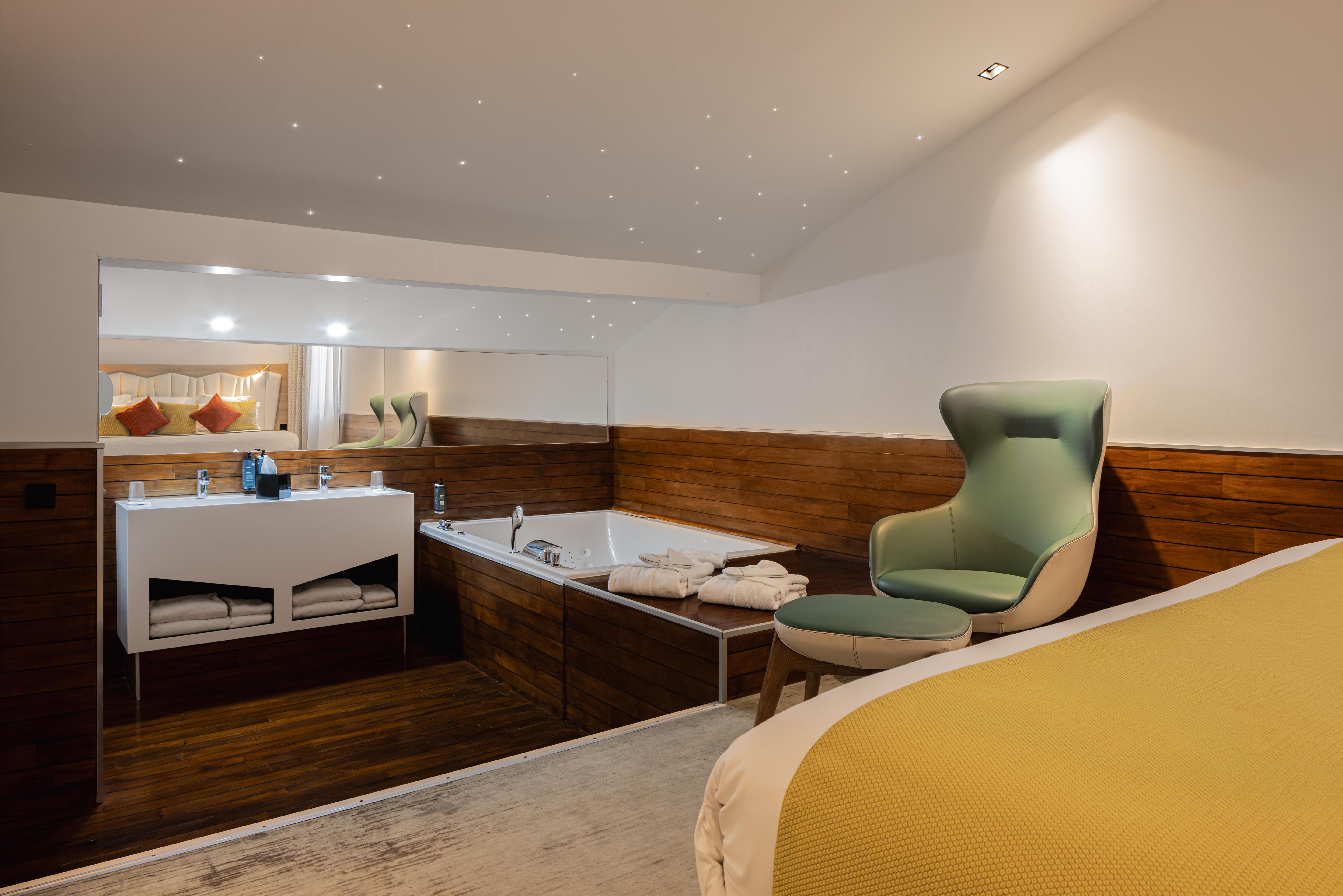 Suite Superior King Bed