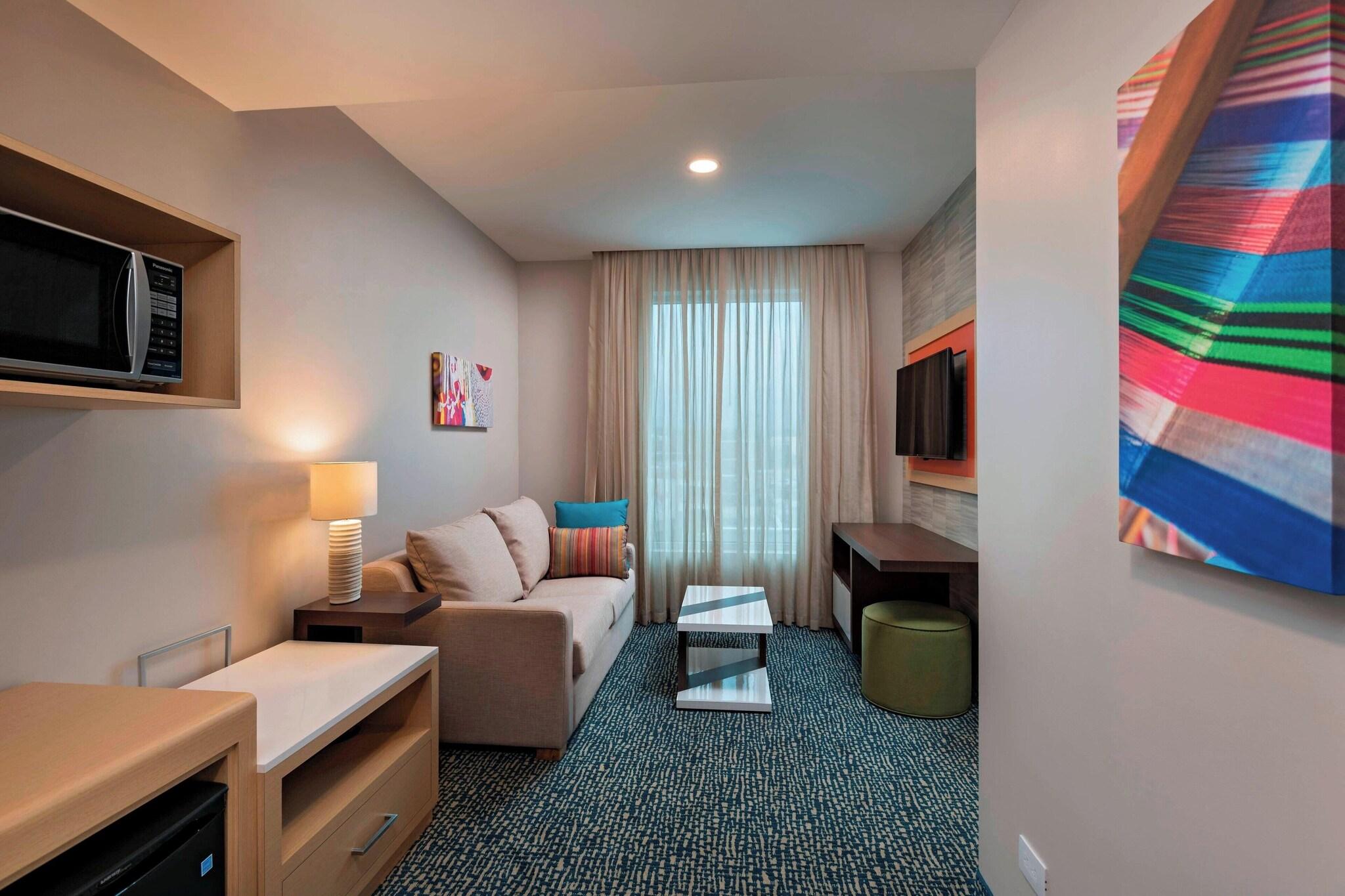 Studio Queen Size Bed