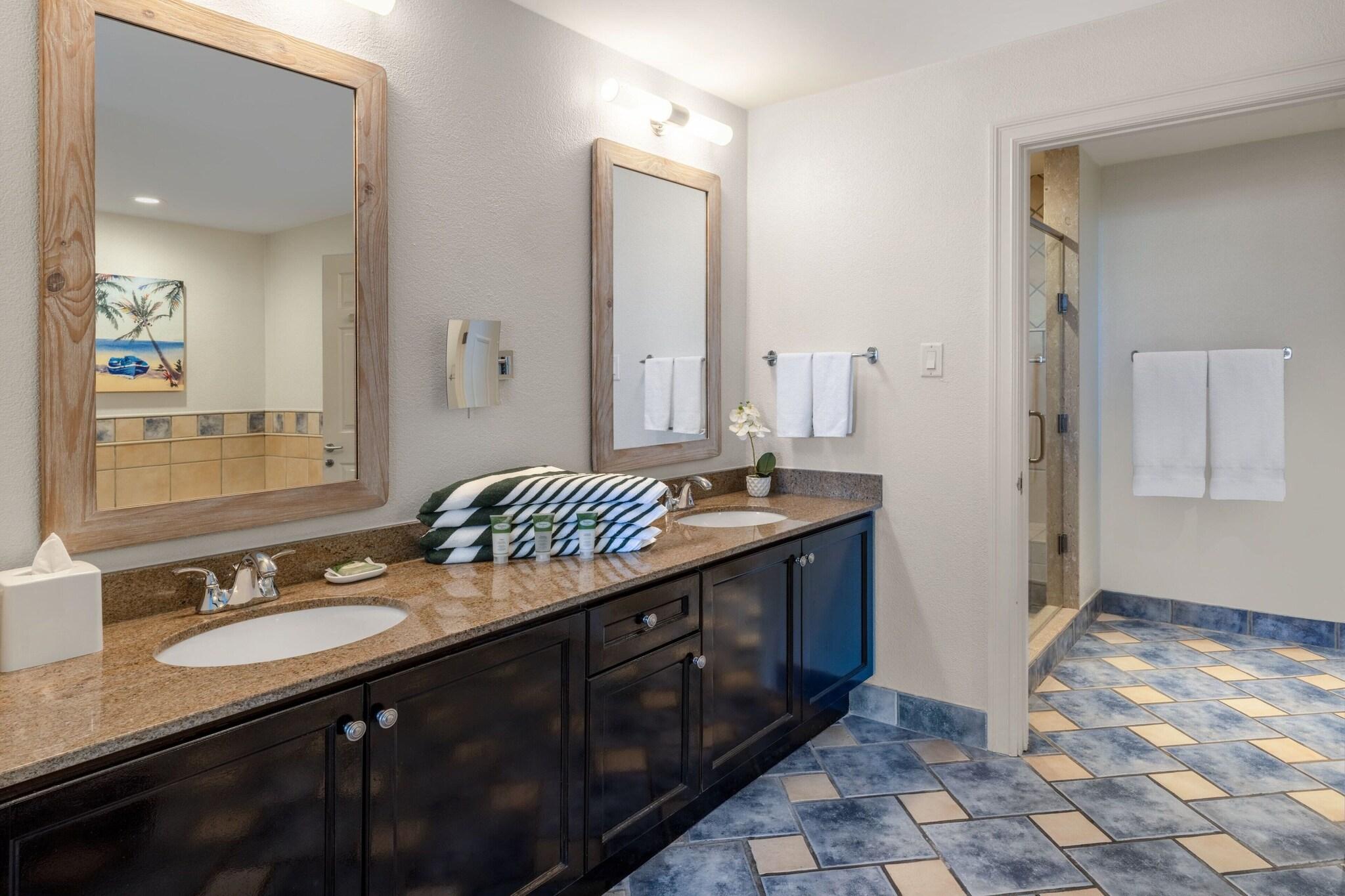 Villa Garden View with Balcony