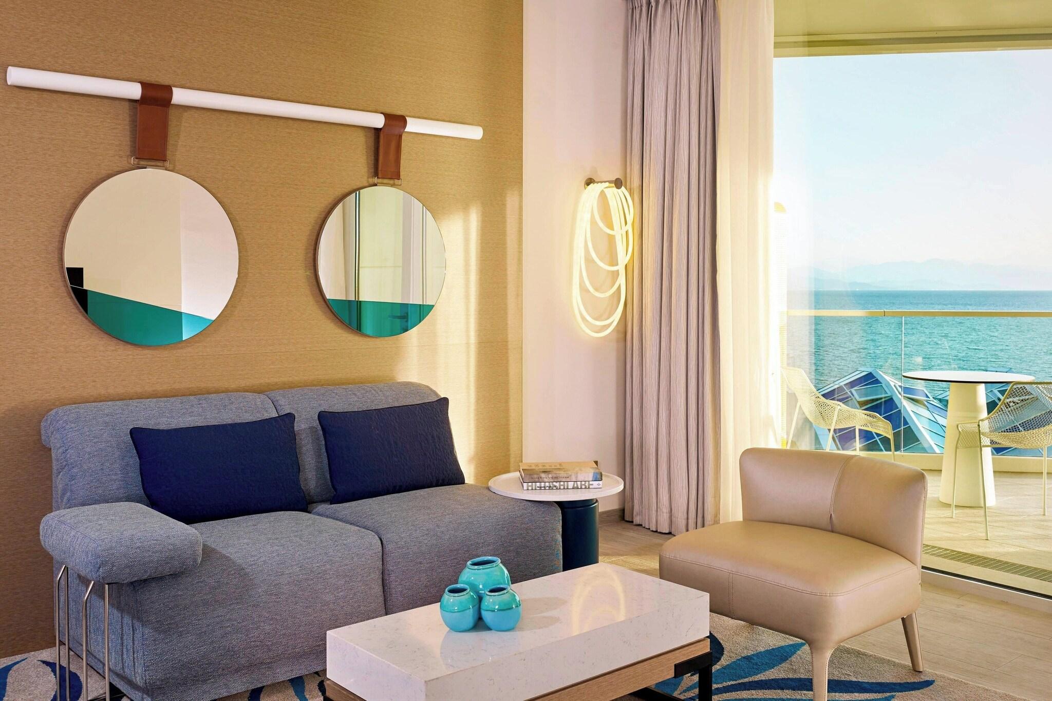 Junior Suite Sea View King Bed