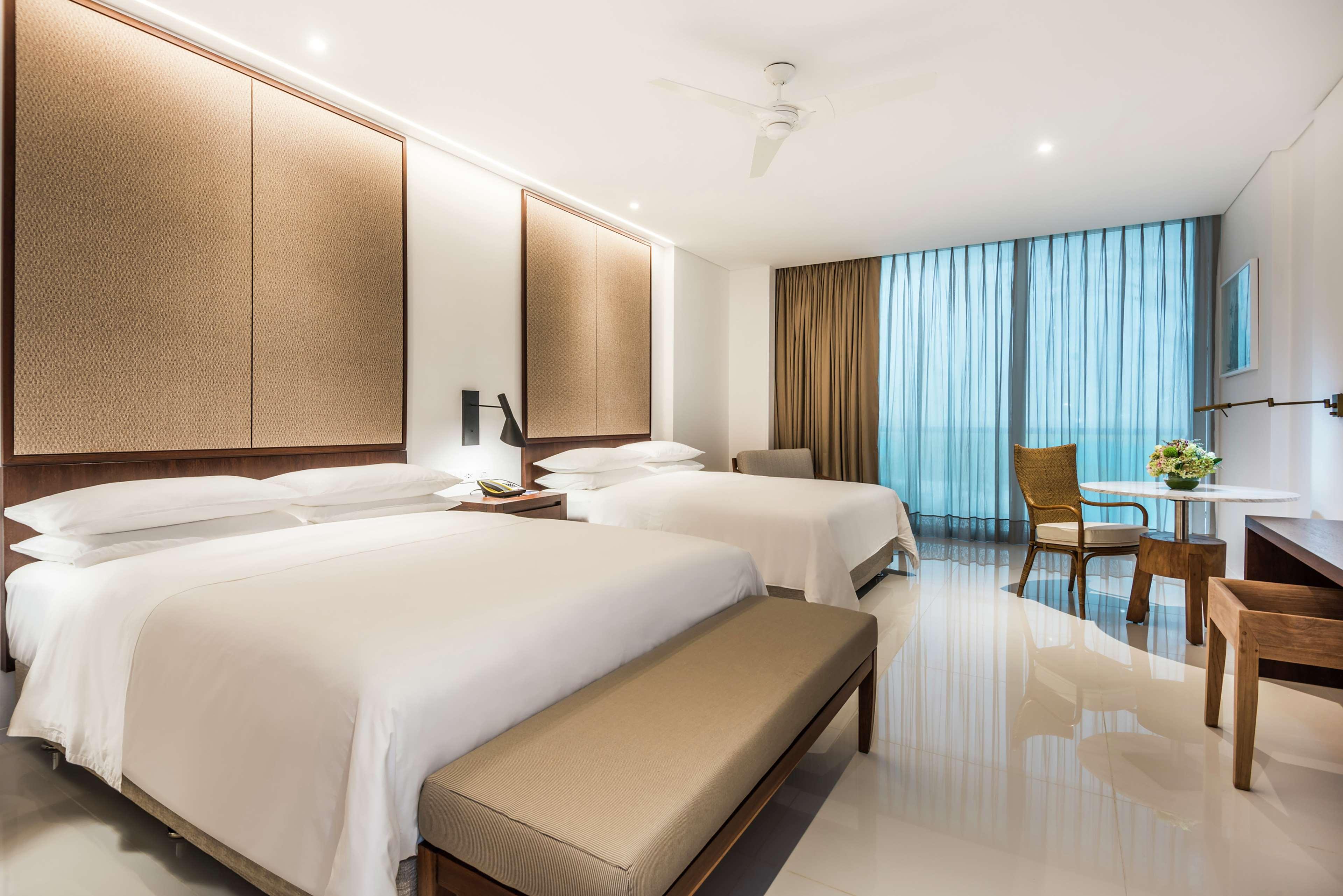 Junior Suite Club Ocean View