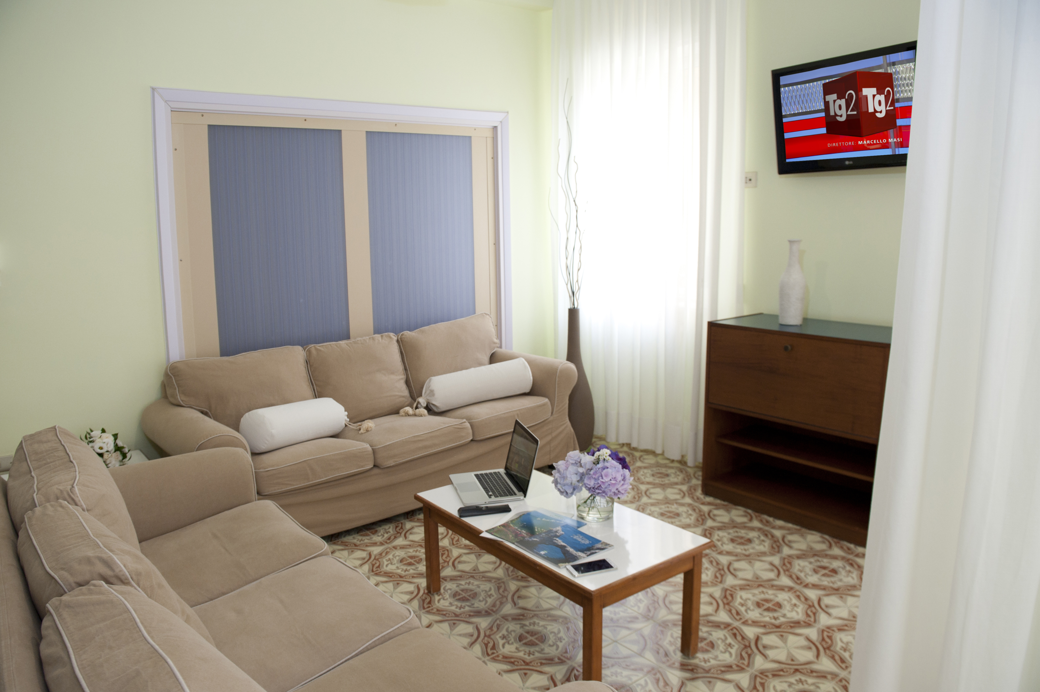 Apartment Capacity 6 Three Bedroom