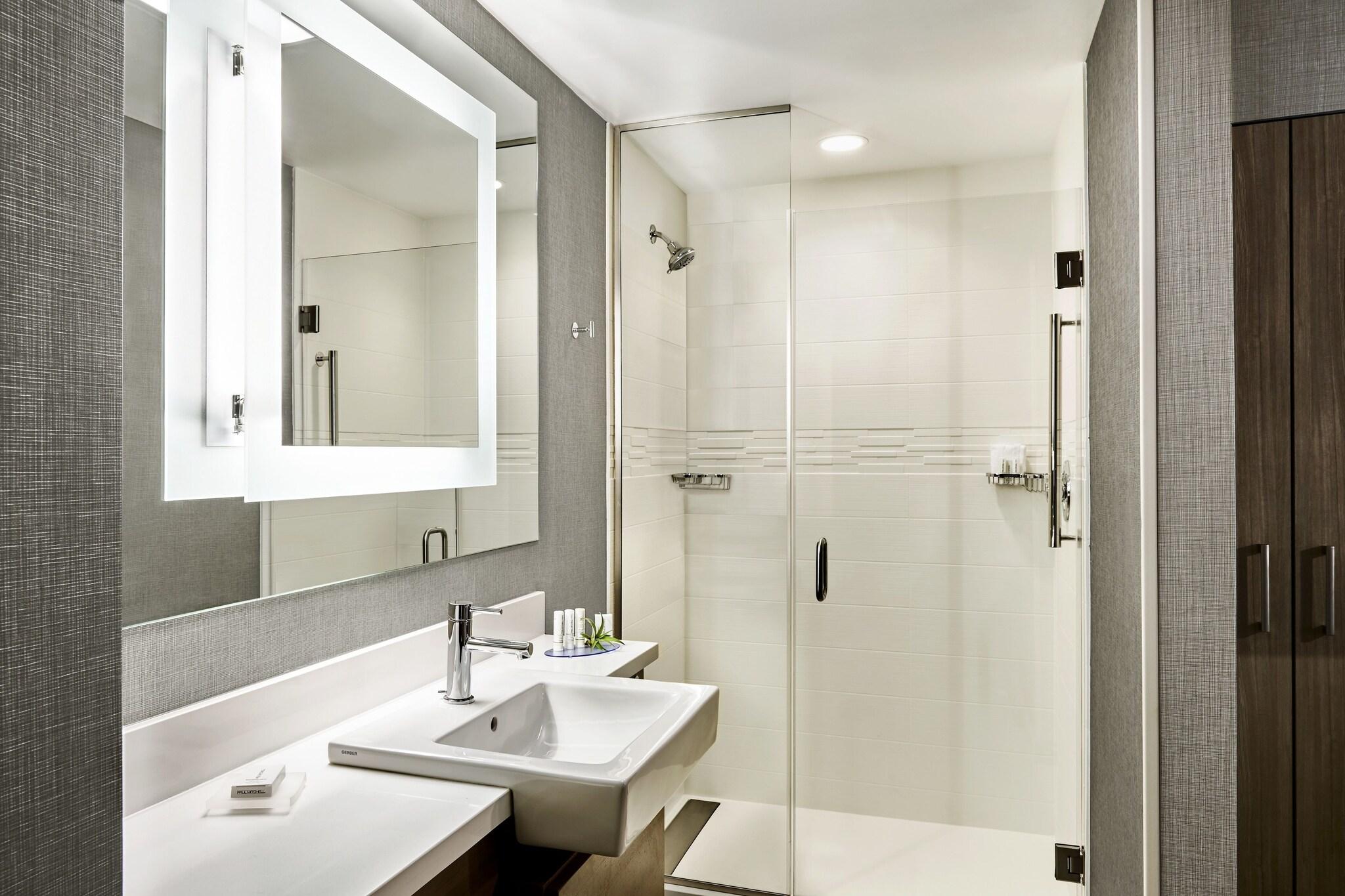 Suite Two Queen Beds