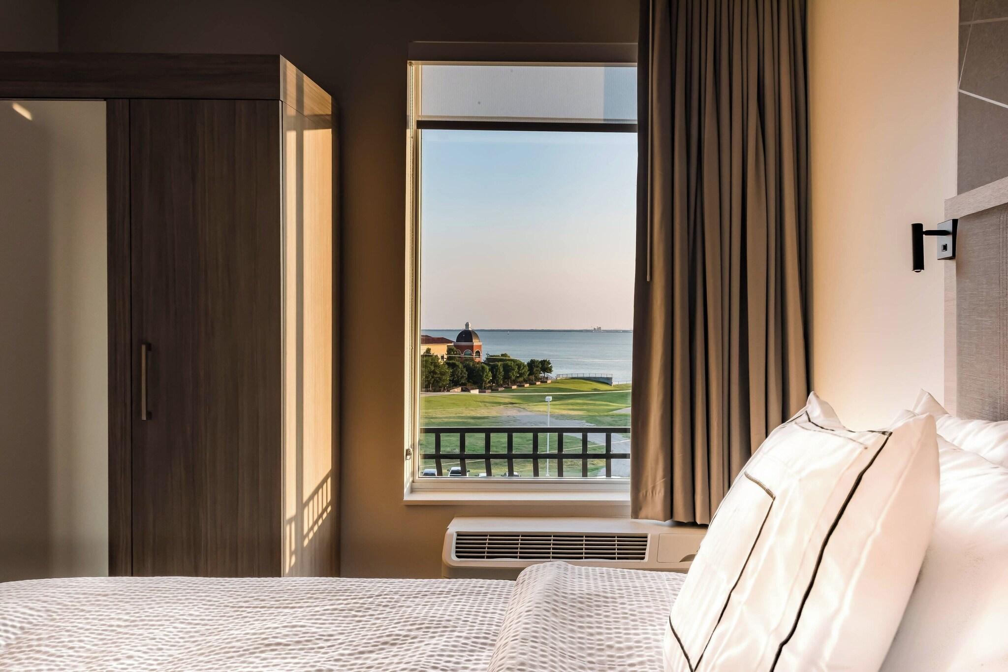 Suite Two Queen Beds