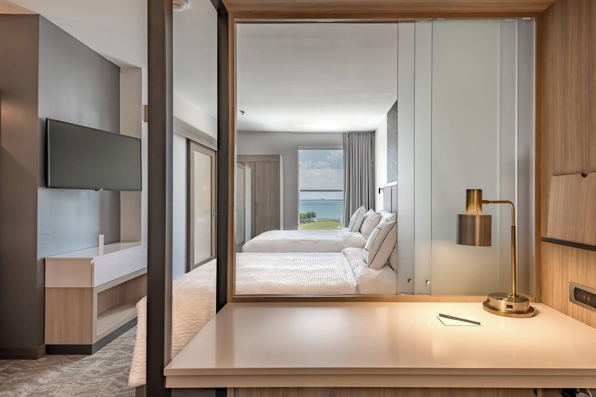 Suite Two Queen Beds