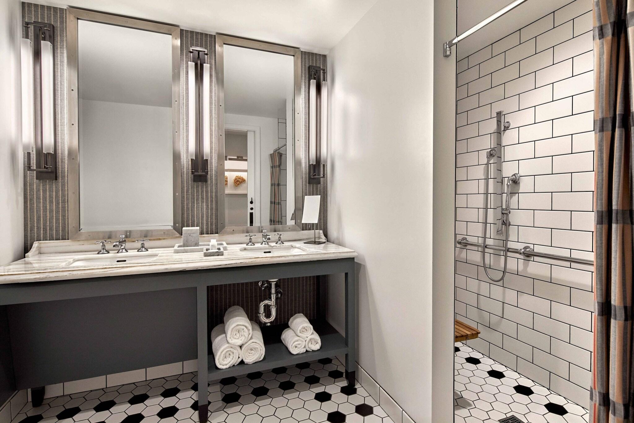 Suite Accessible with Views