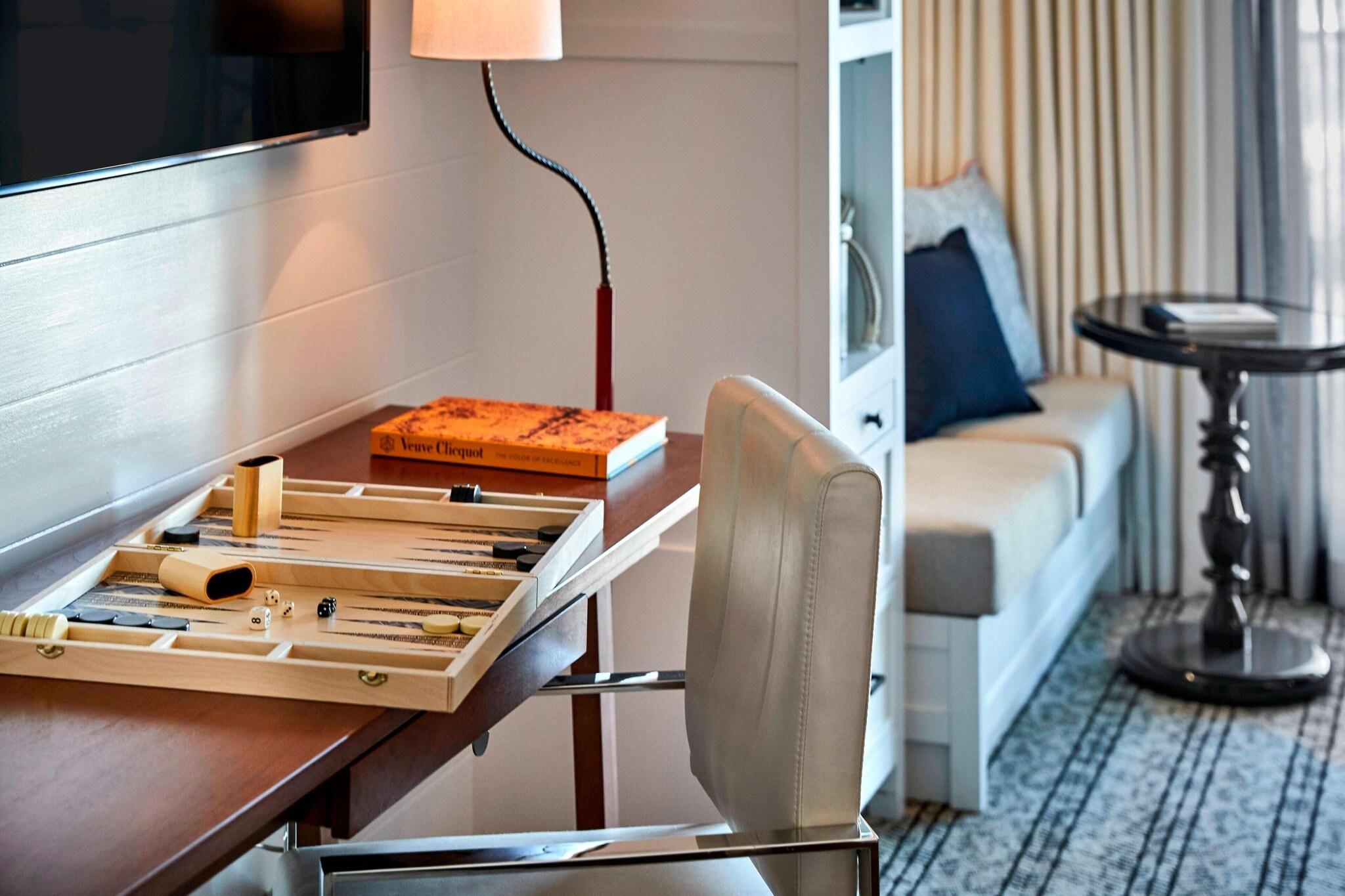 Quadruple Accessible-two Queen Beds