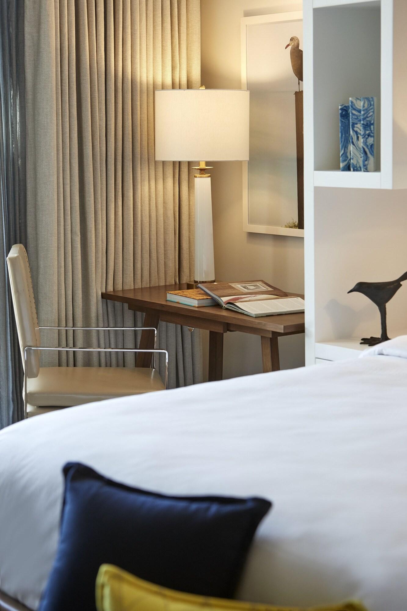 Double Accessible King Size Bed