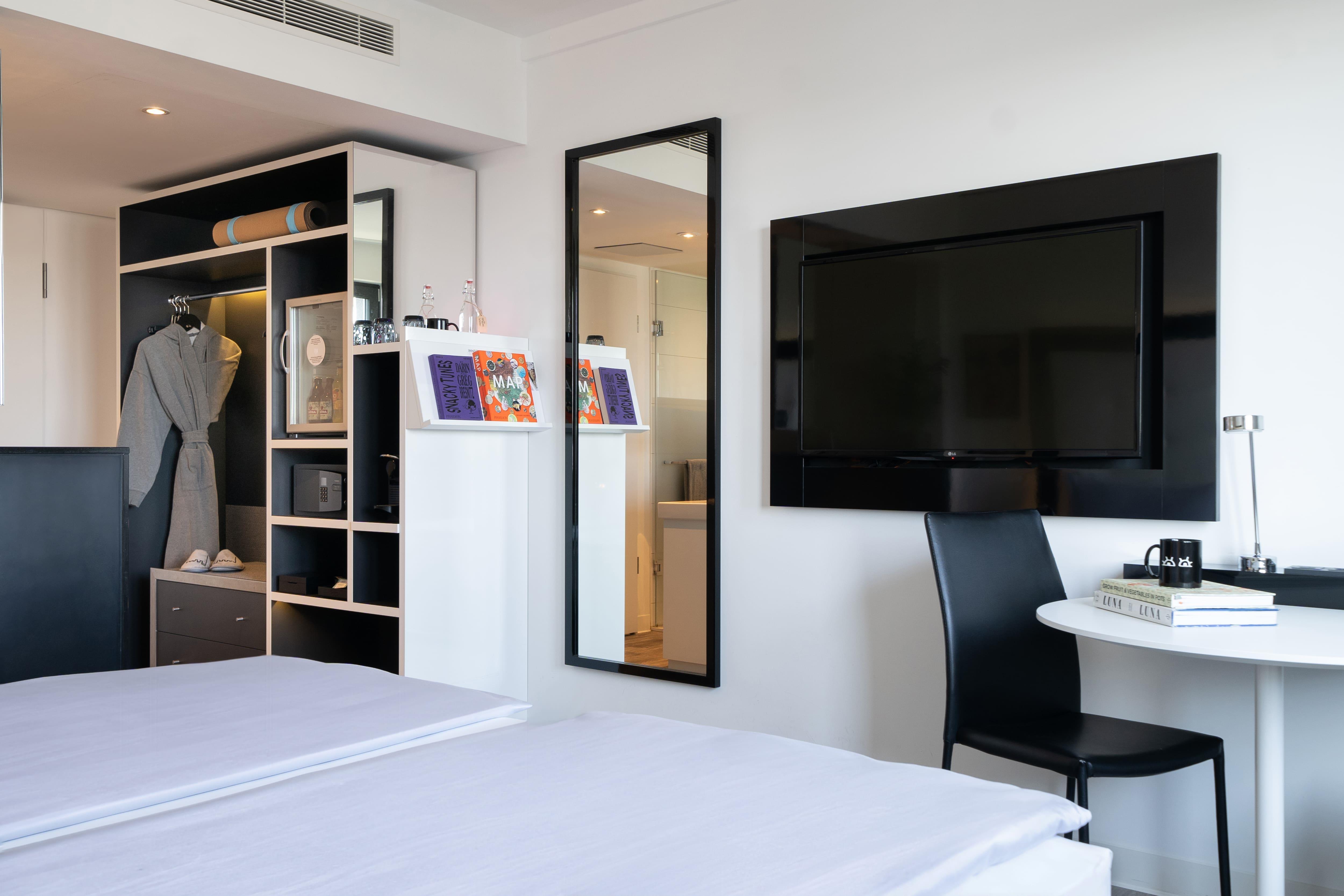Room Premium
