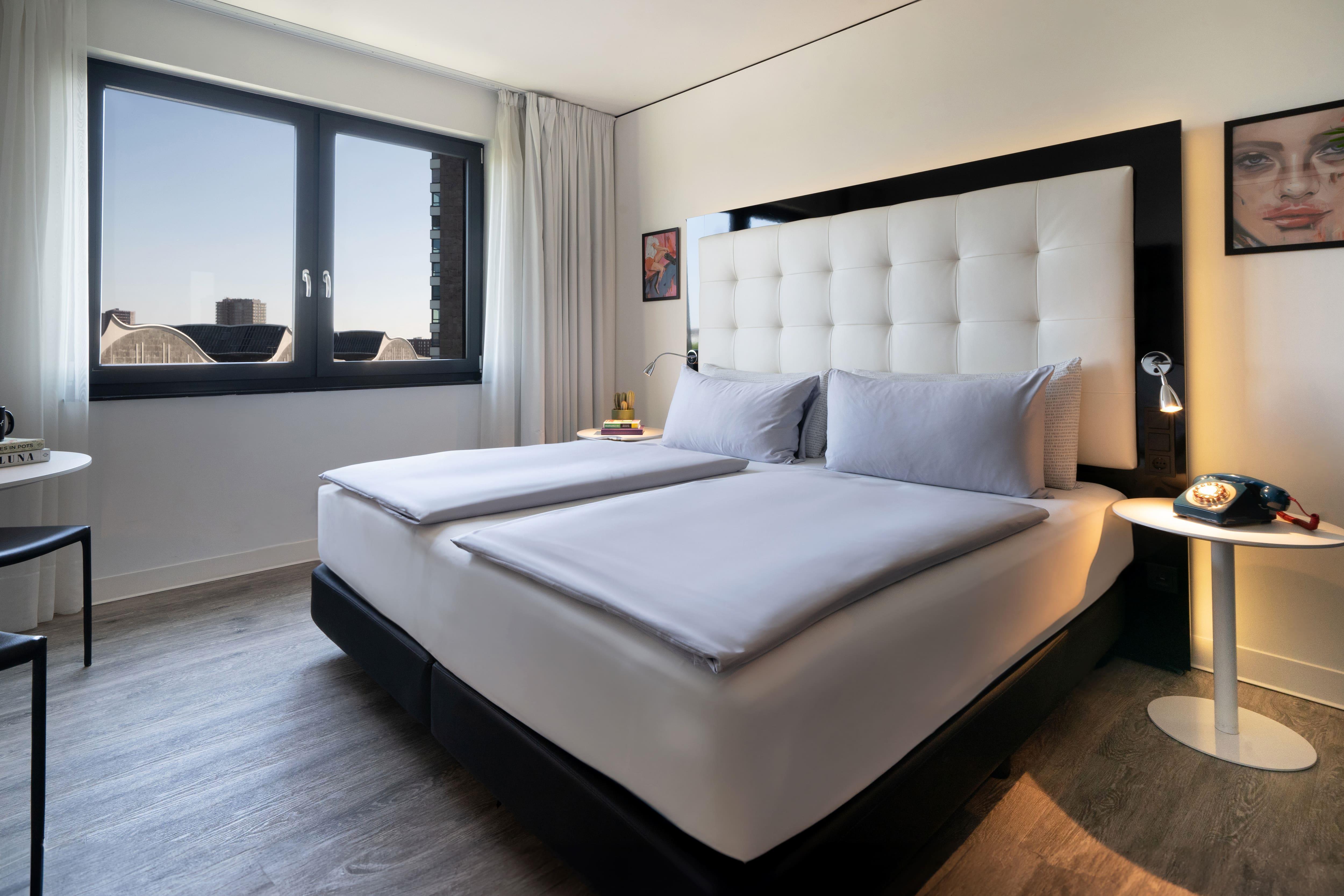 Room Premium