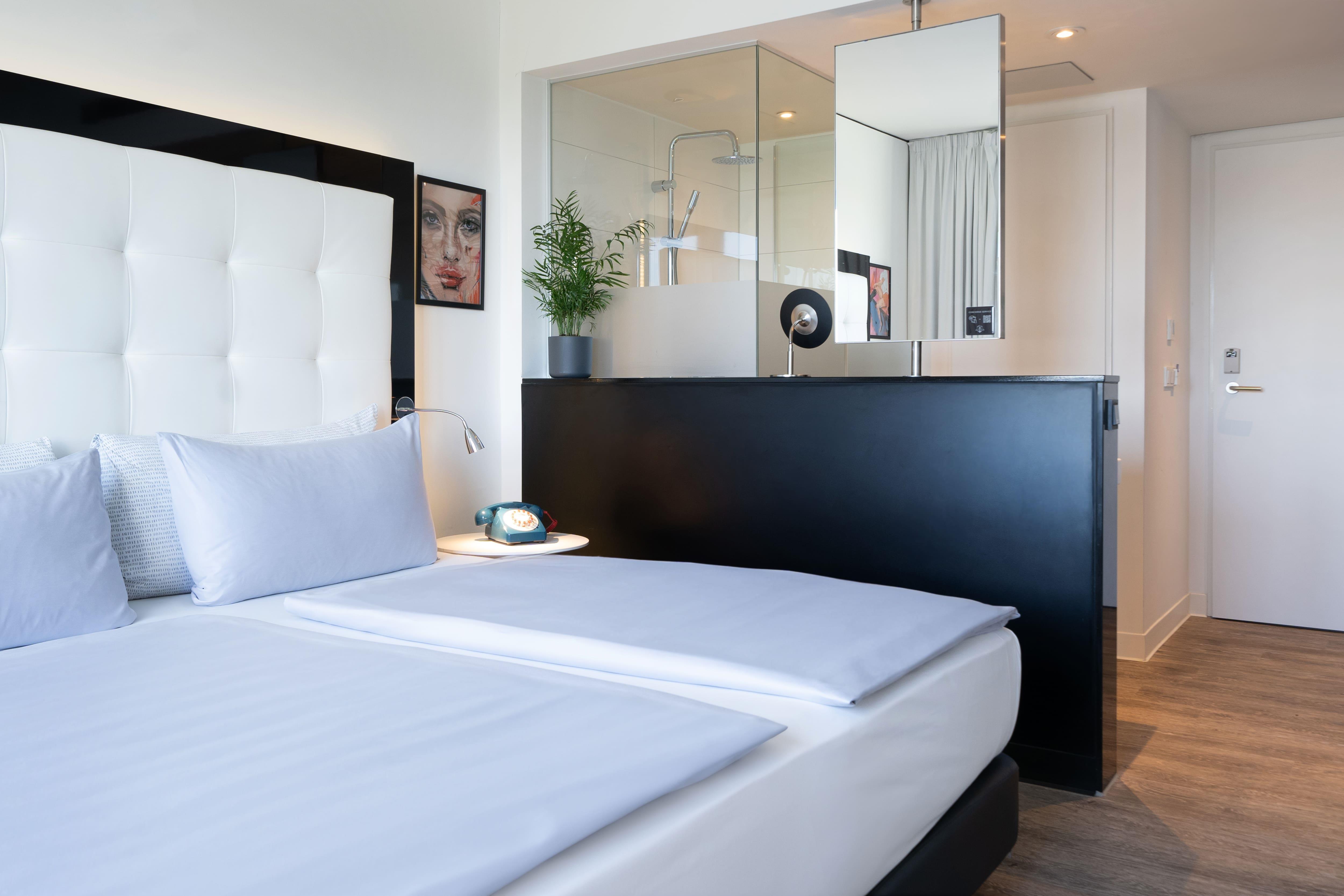 Room Premium