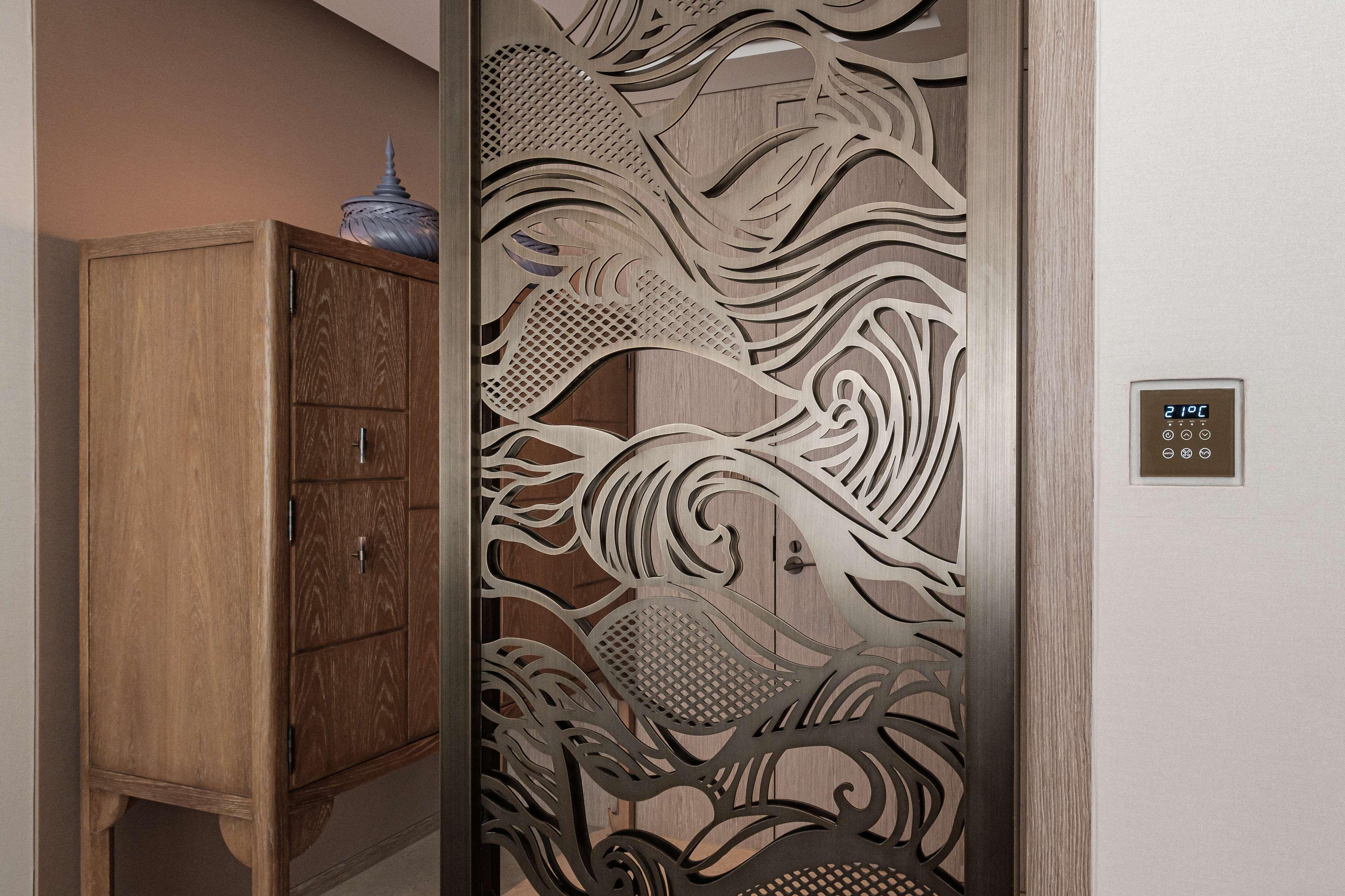 Twin Deluxe City View