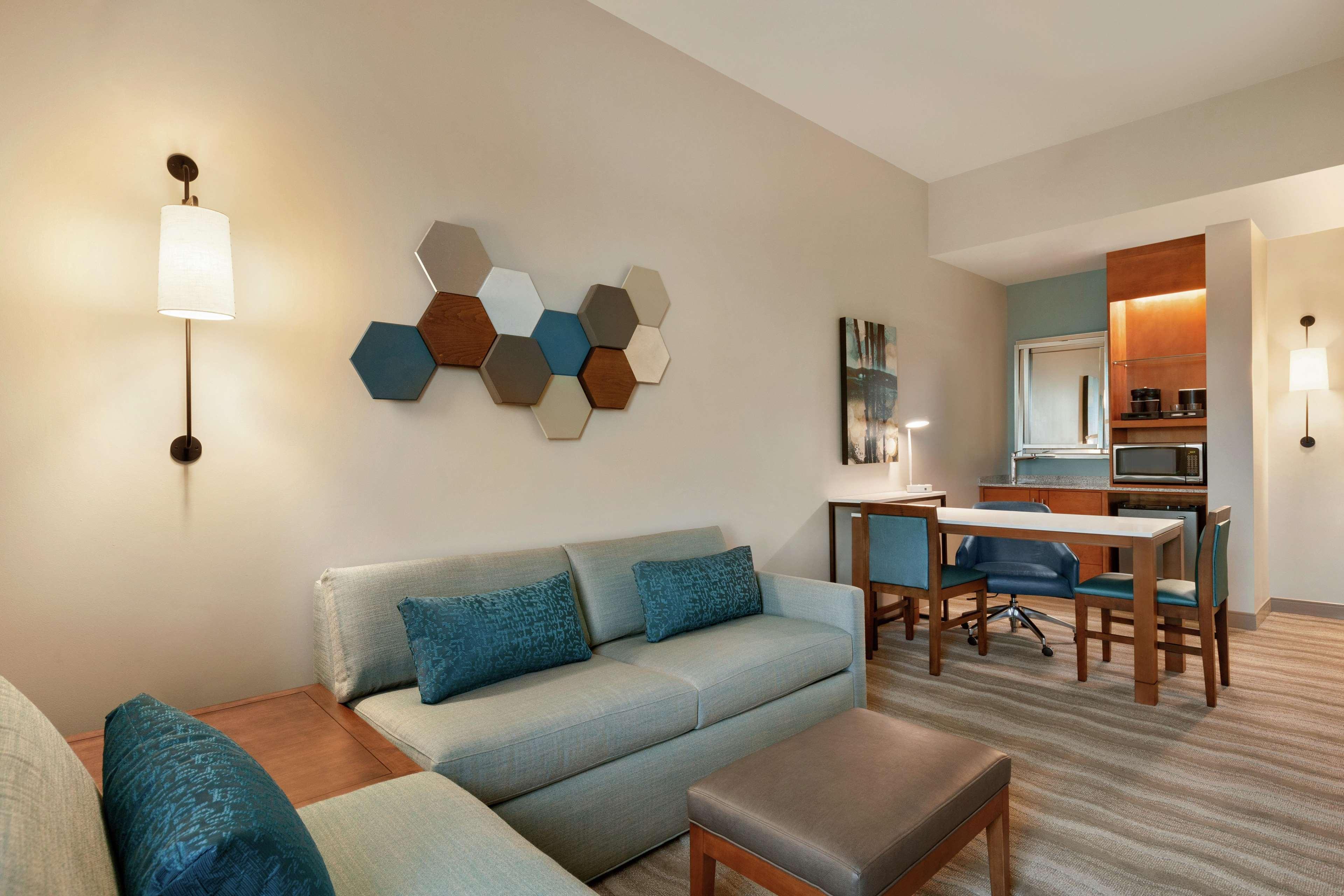 Suite Two Queen Beds