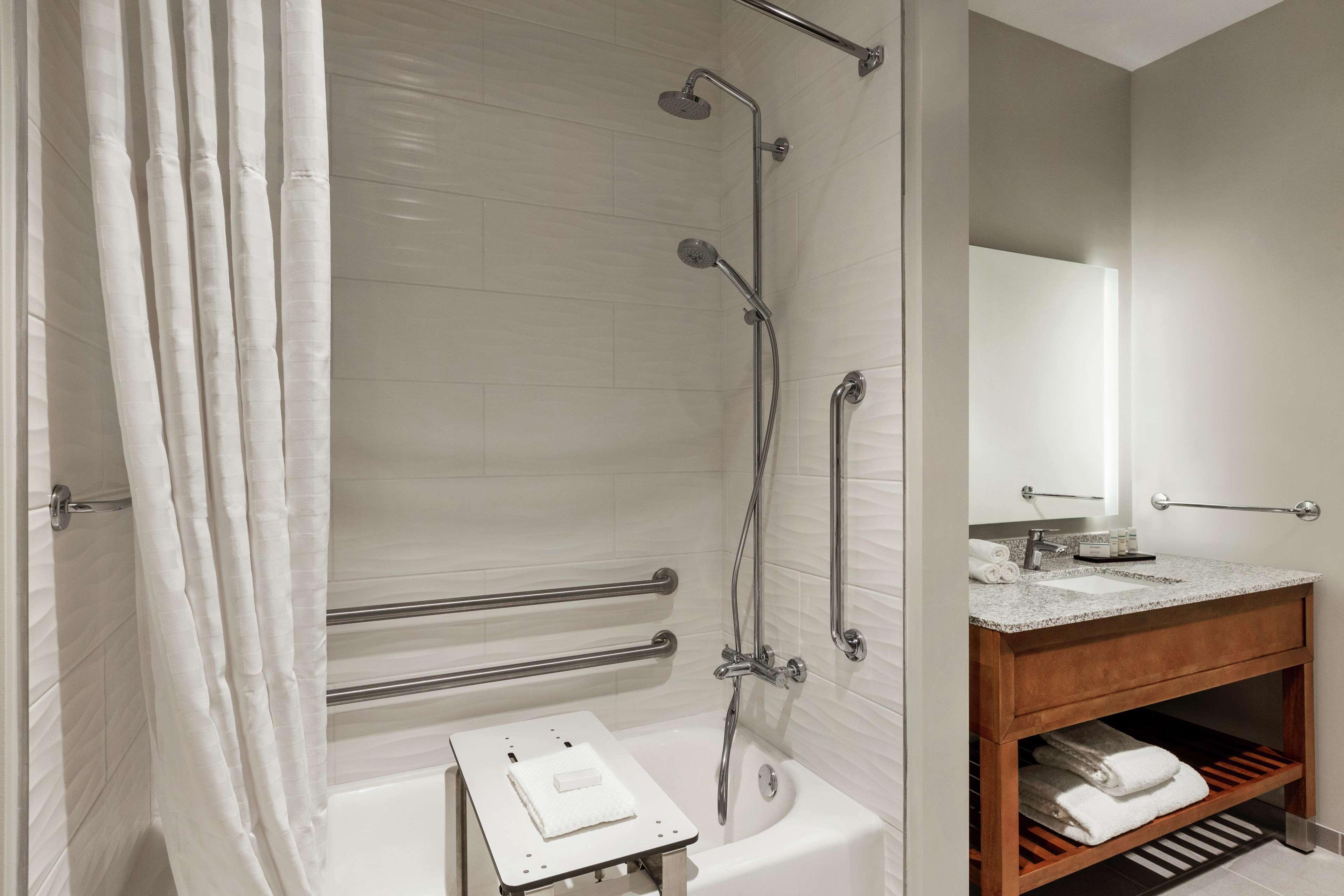 Suite Two Queen Beds