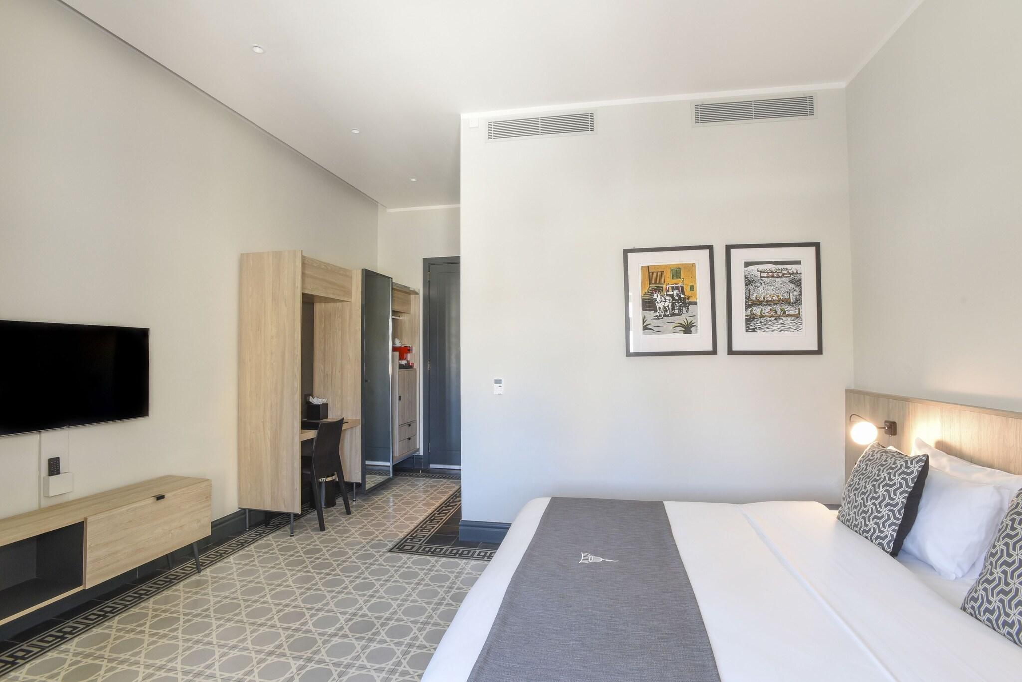 Double or Twin Superior