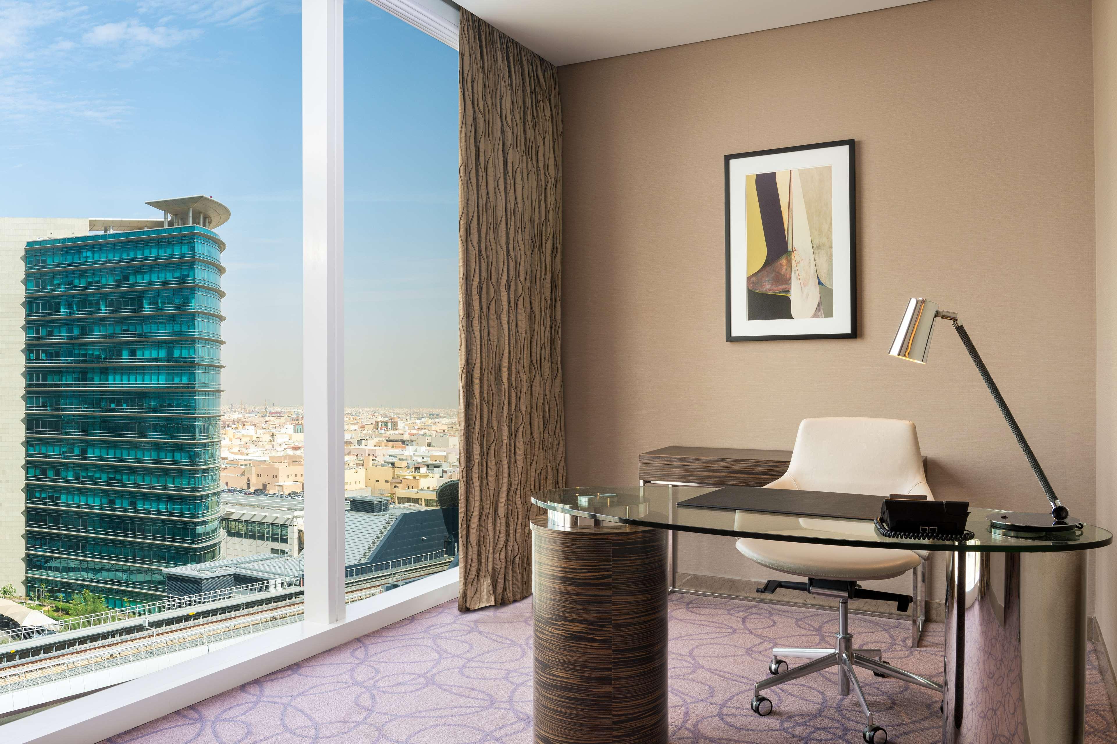 Double Deluxe King Bed