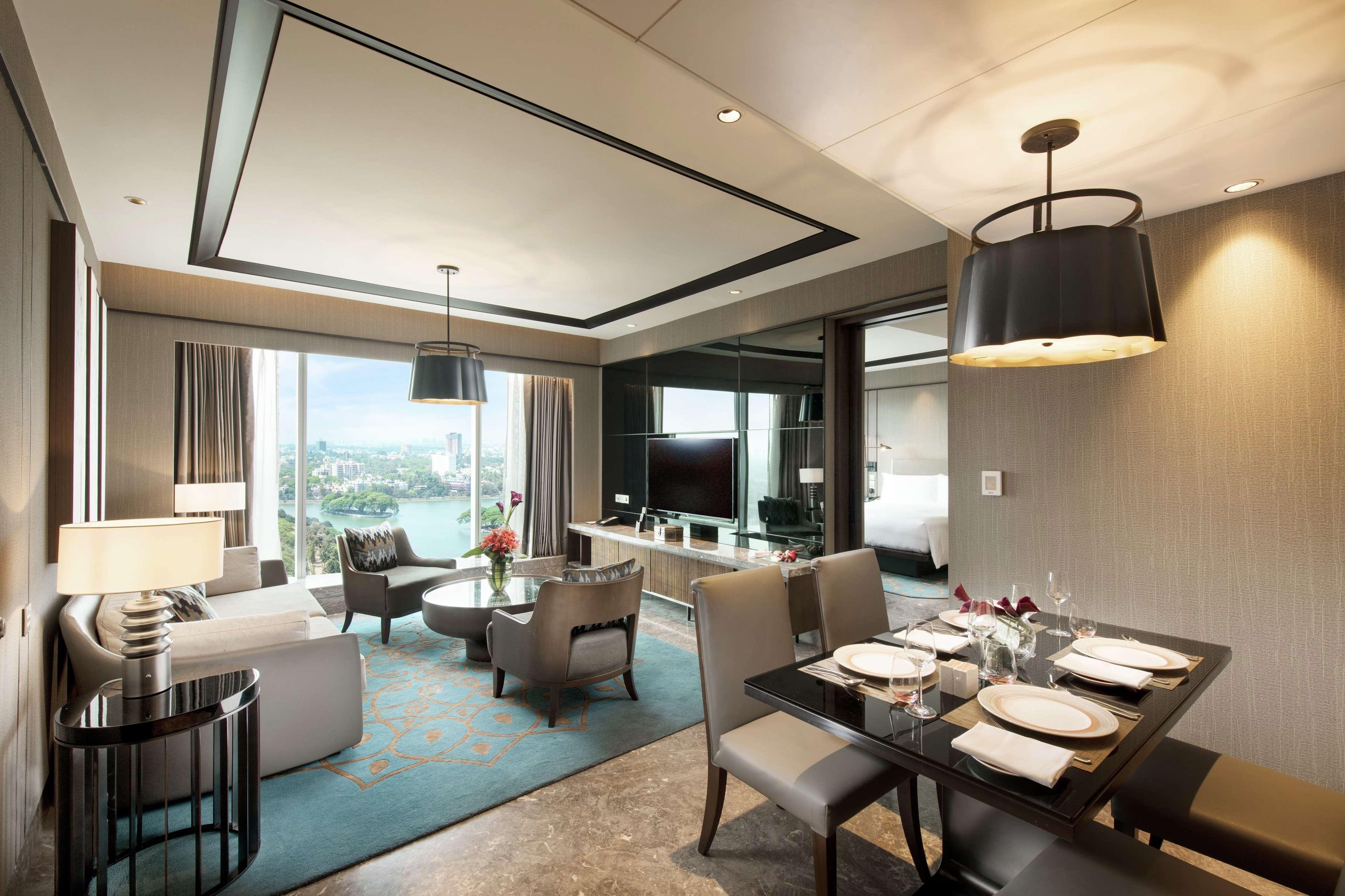 Suite Executive King Bed