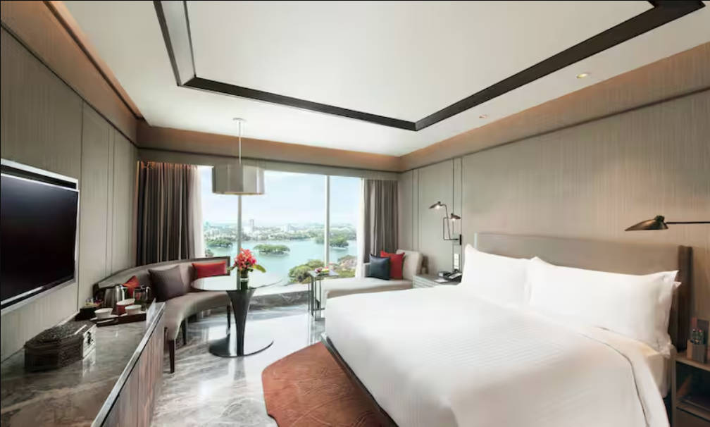 Double Executive King Bed