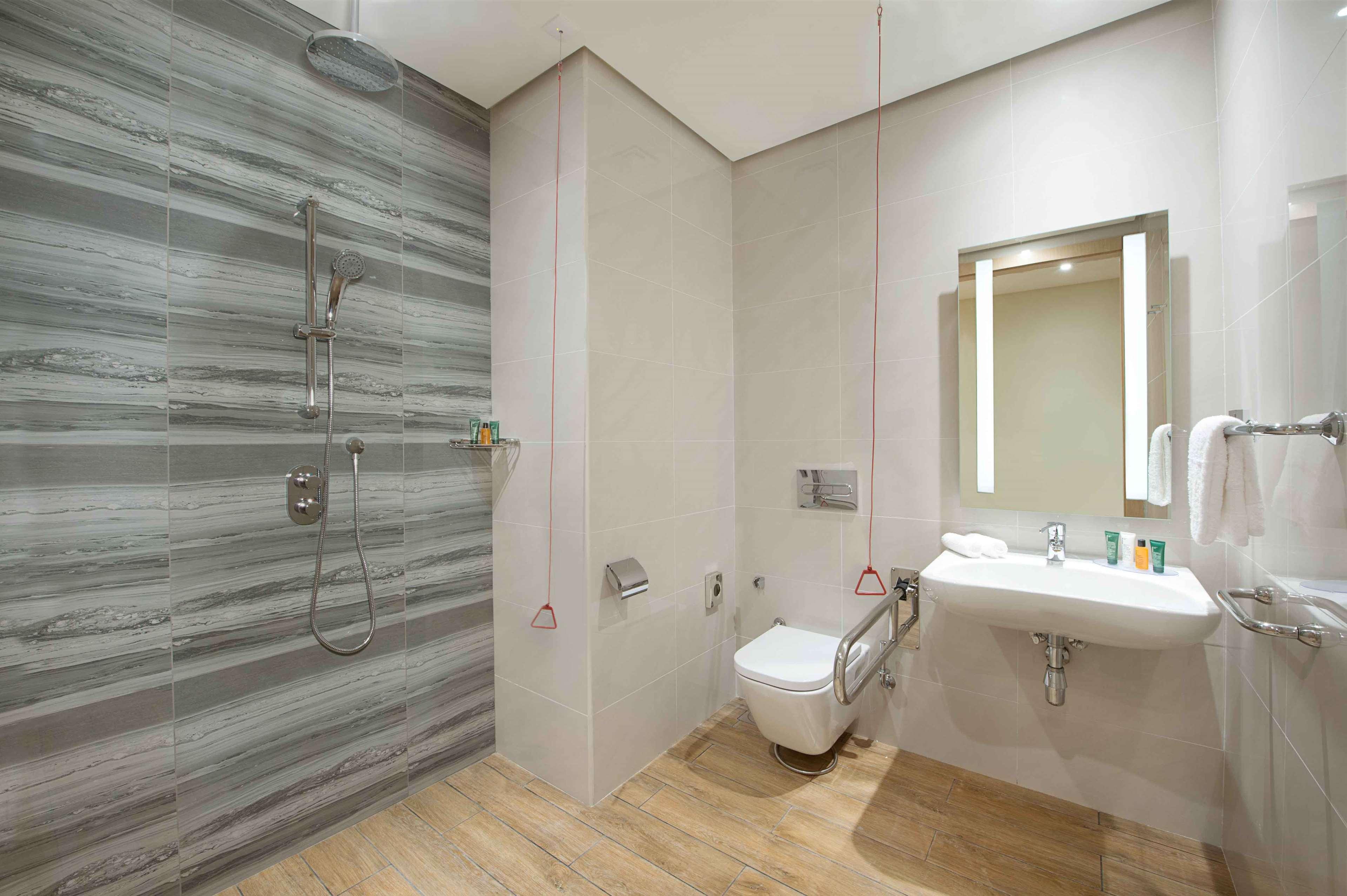 Double Queen Size Bed