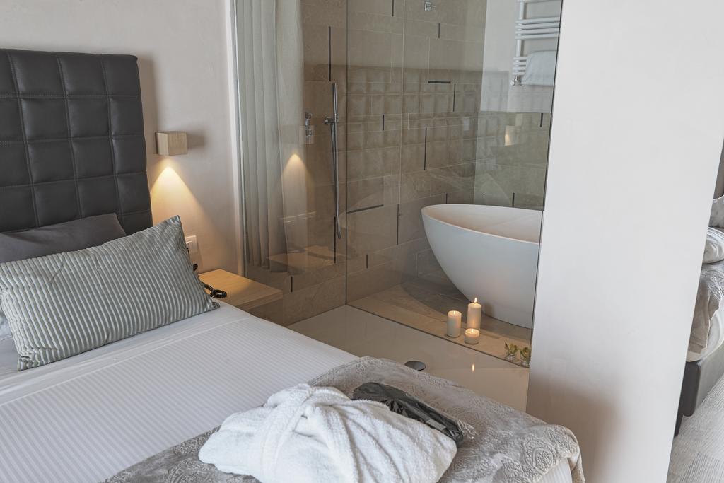 Junior Suite with Balcony