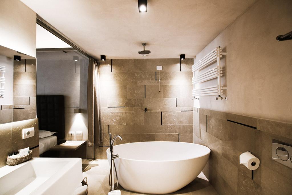 Junior Suite with Balcony