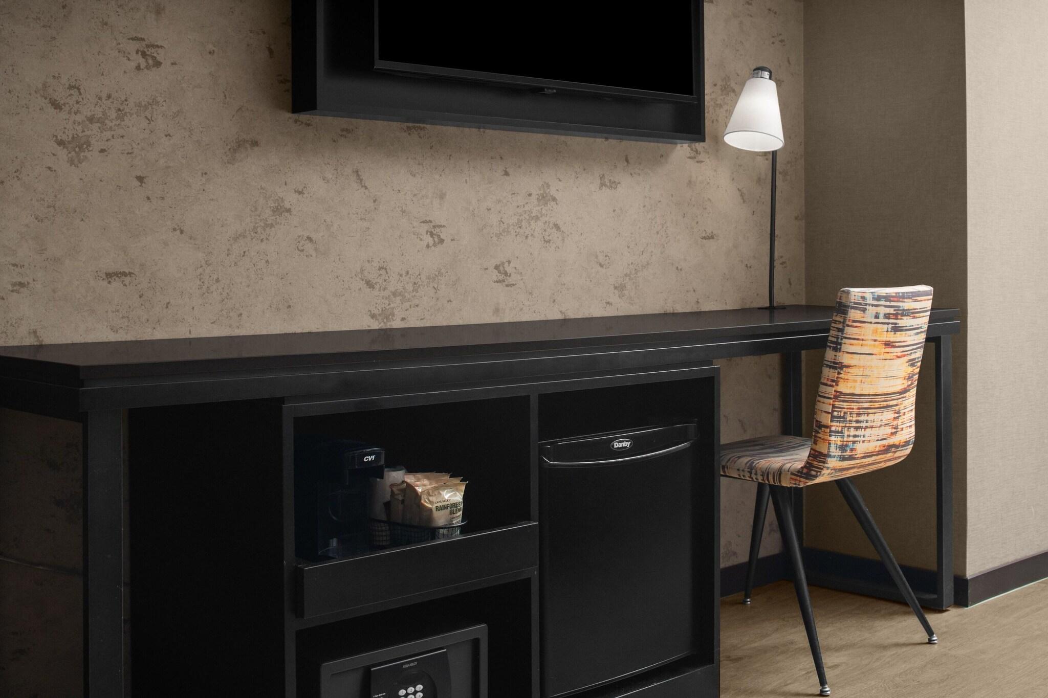 Studio Two Double Beds