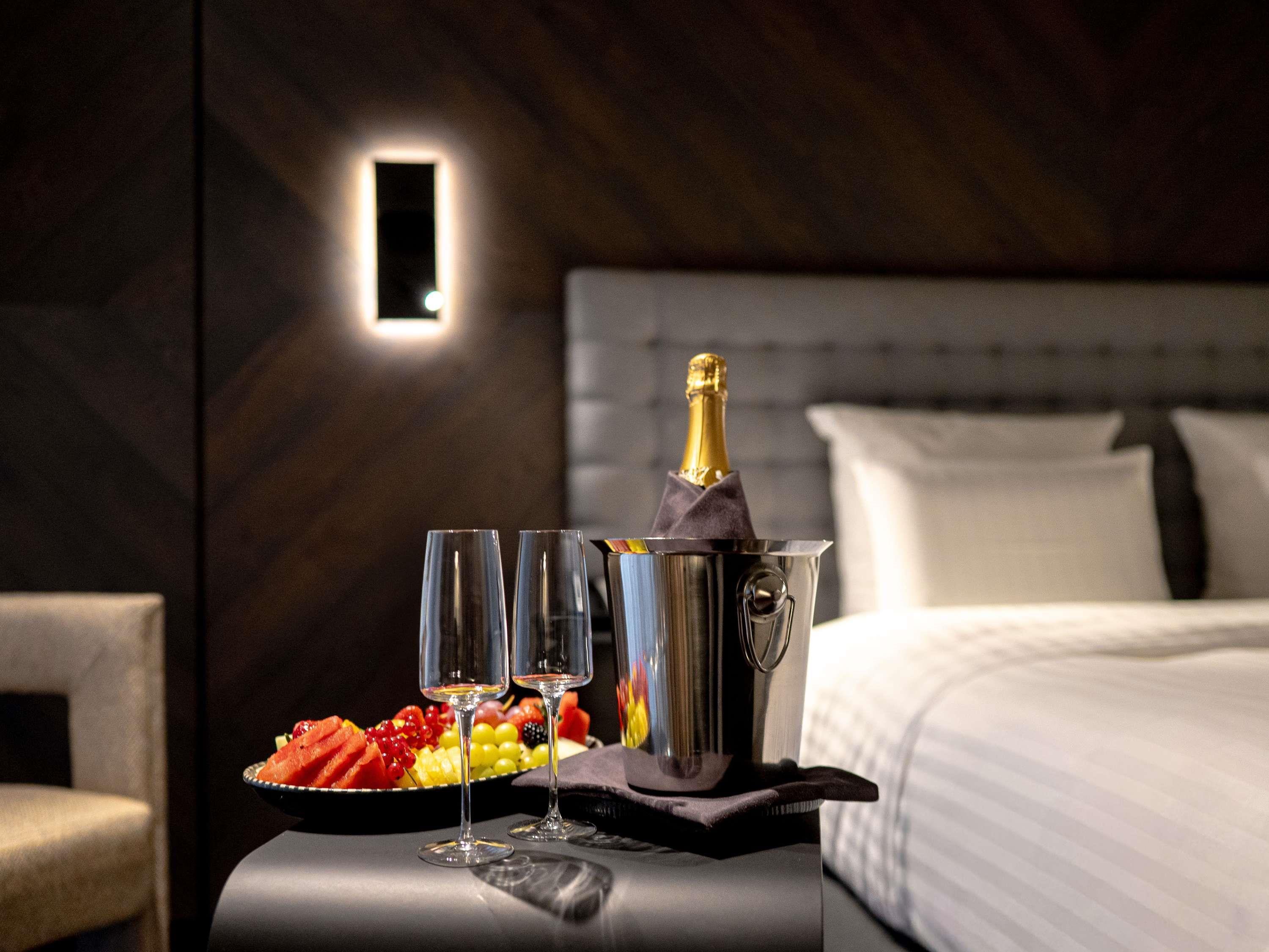 Double Superior King Bed