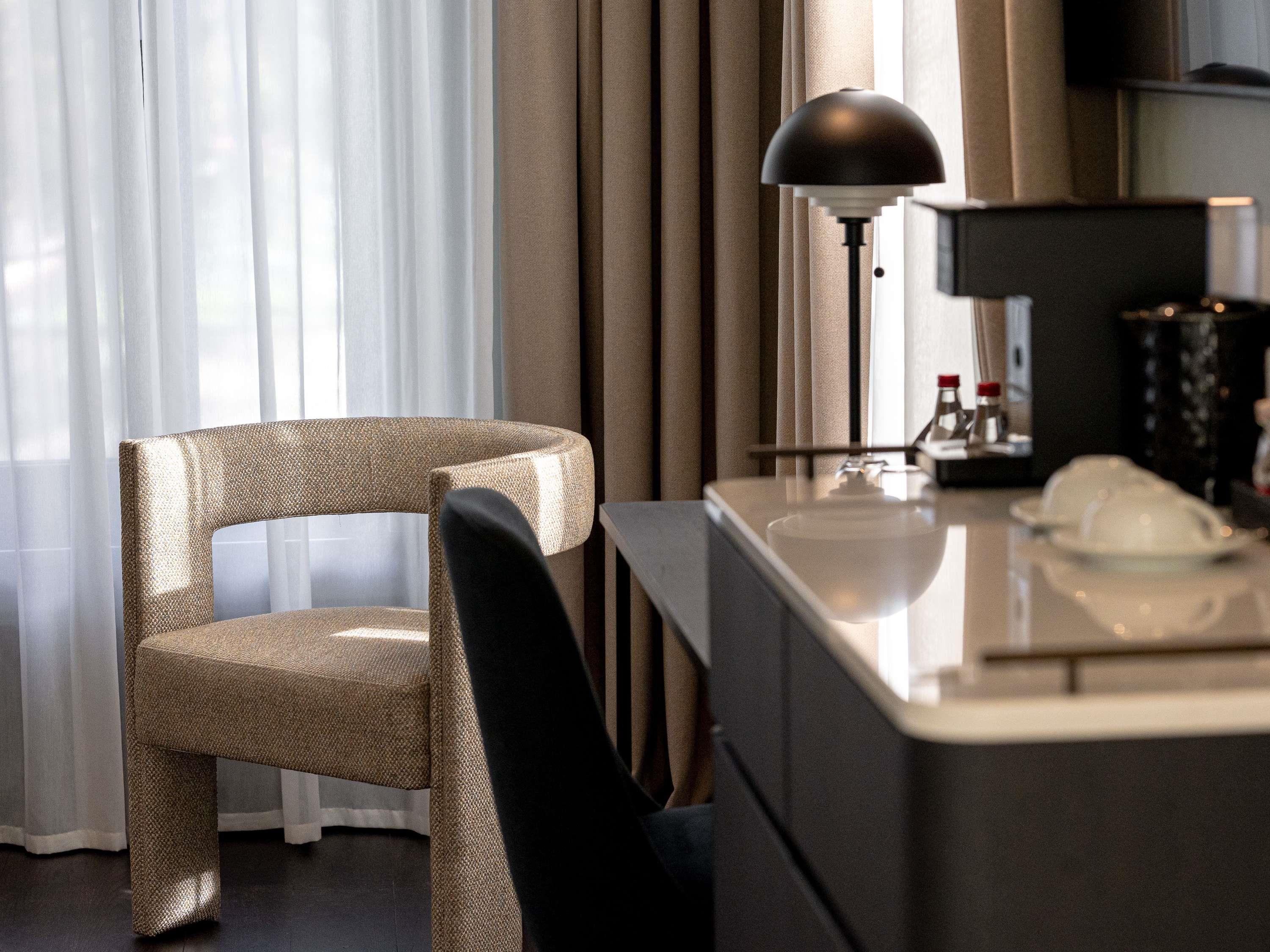 Double Superior King Bed