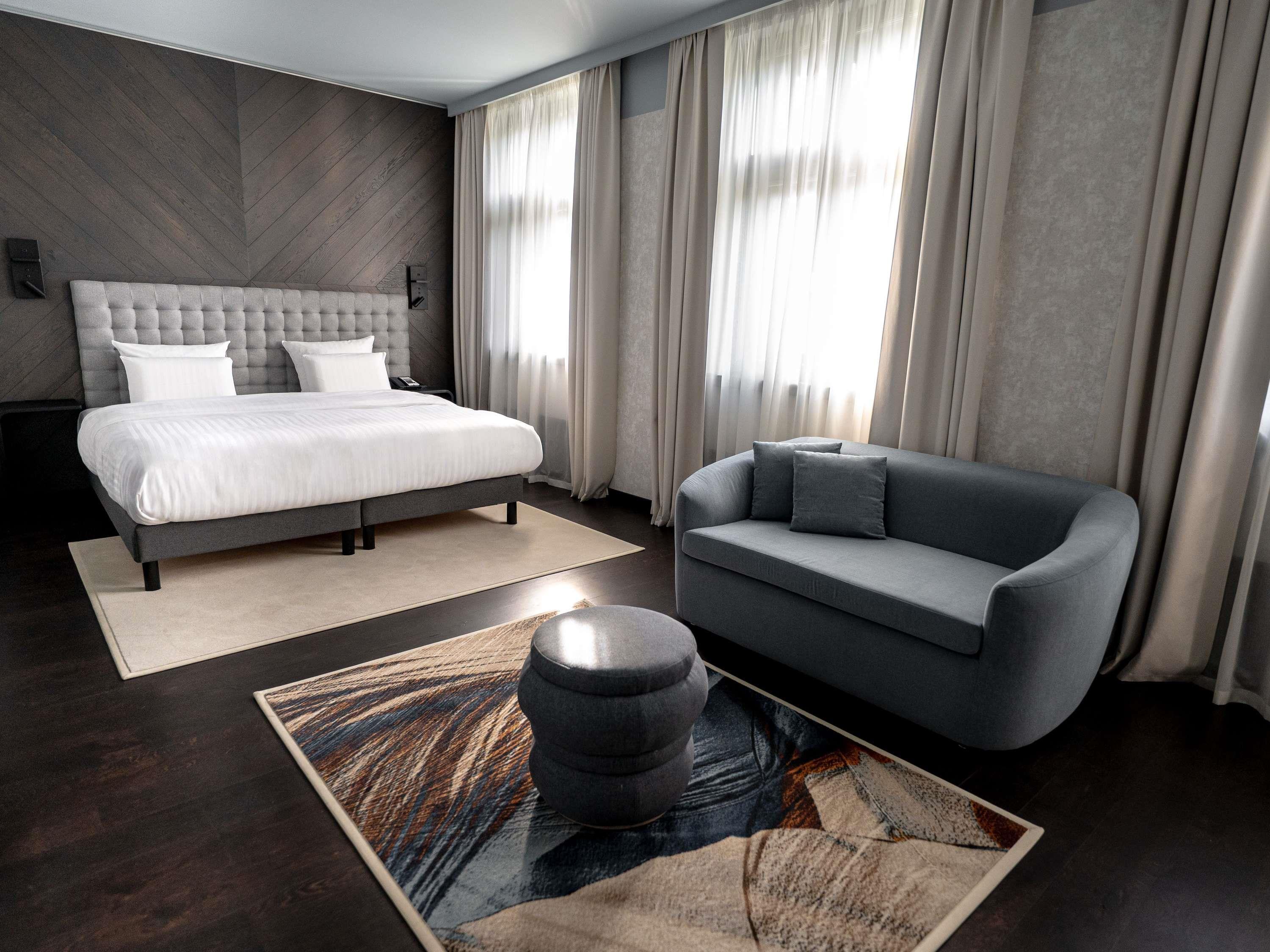 Double Deluxe Premium