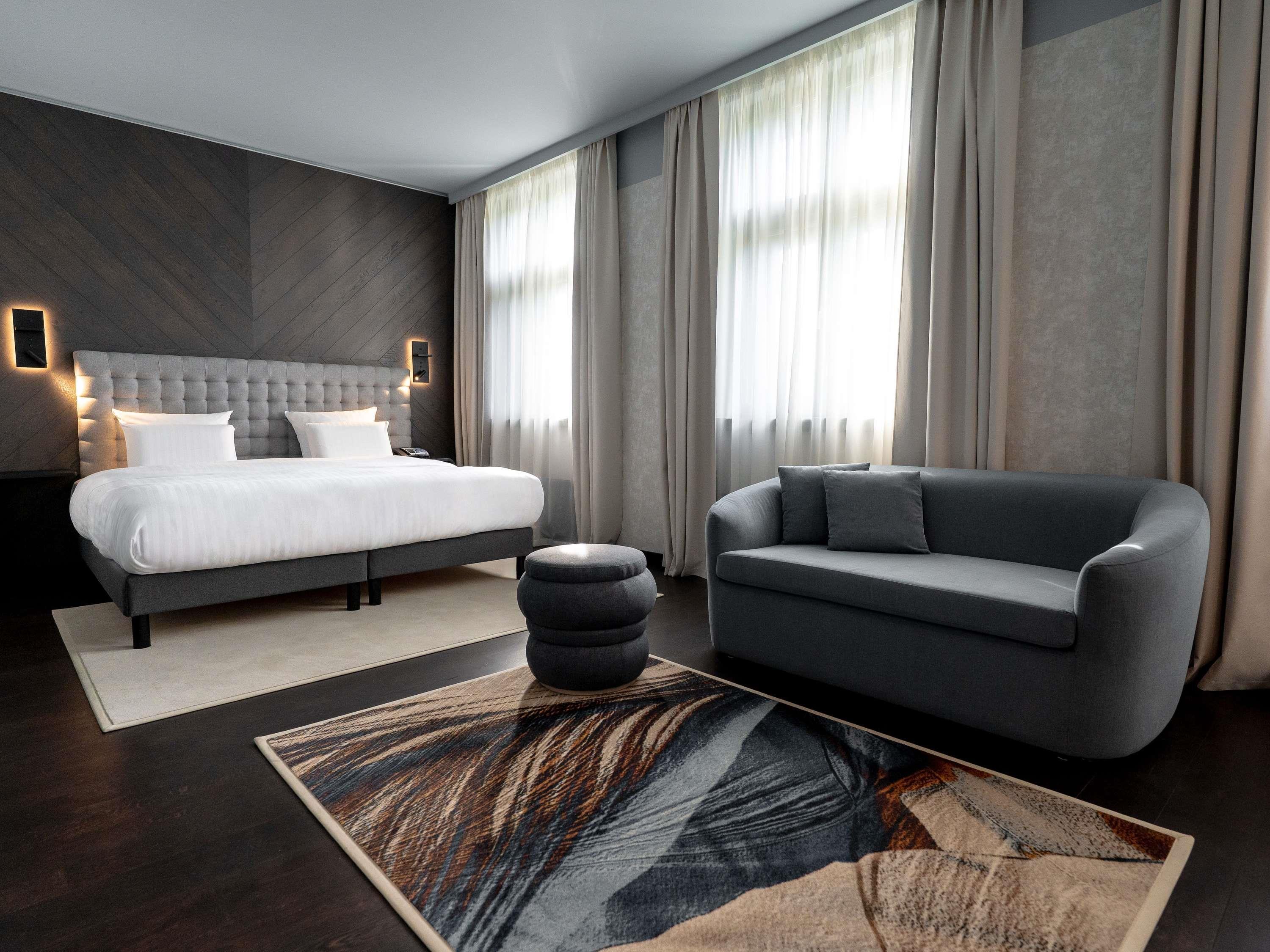 Double Deluxe Premium