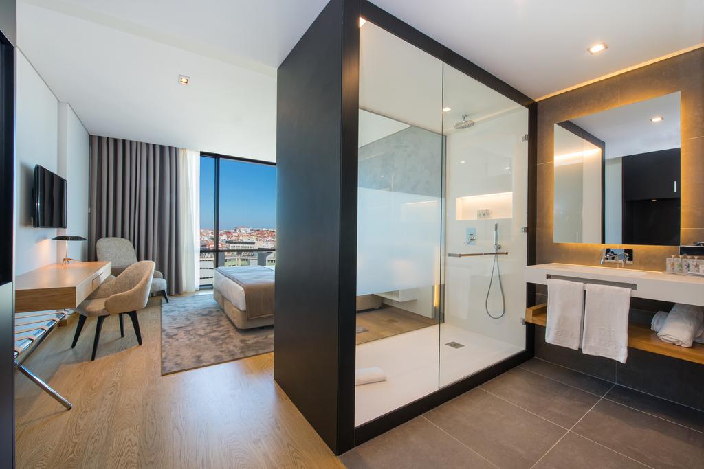 Family Room Superior