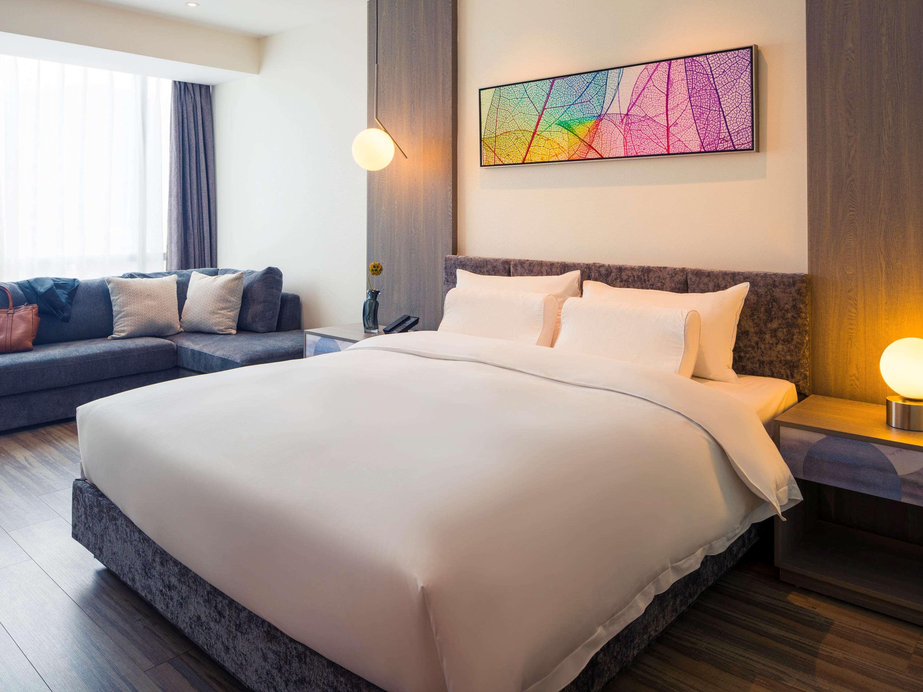 Double Deluxe King Bed