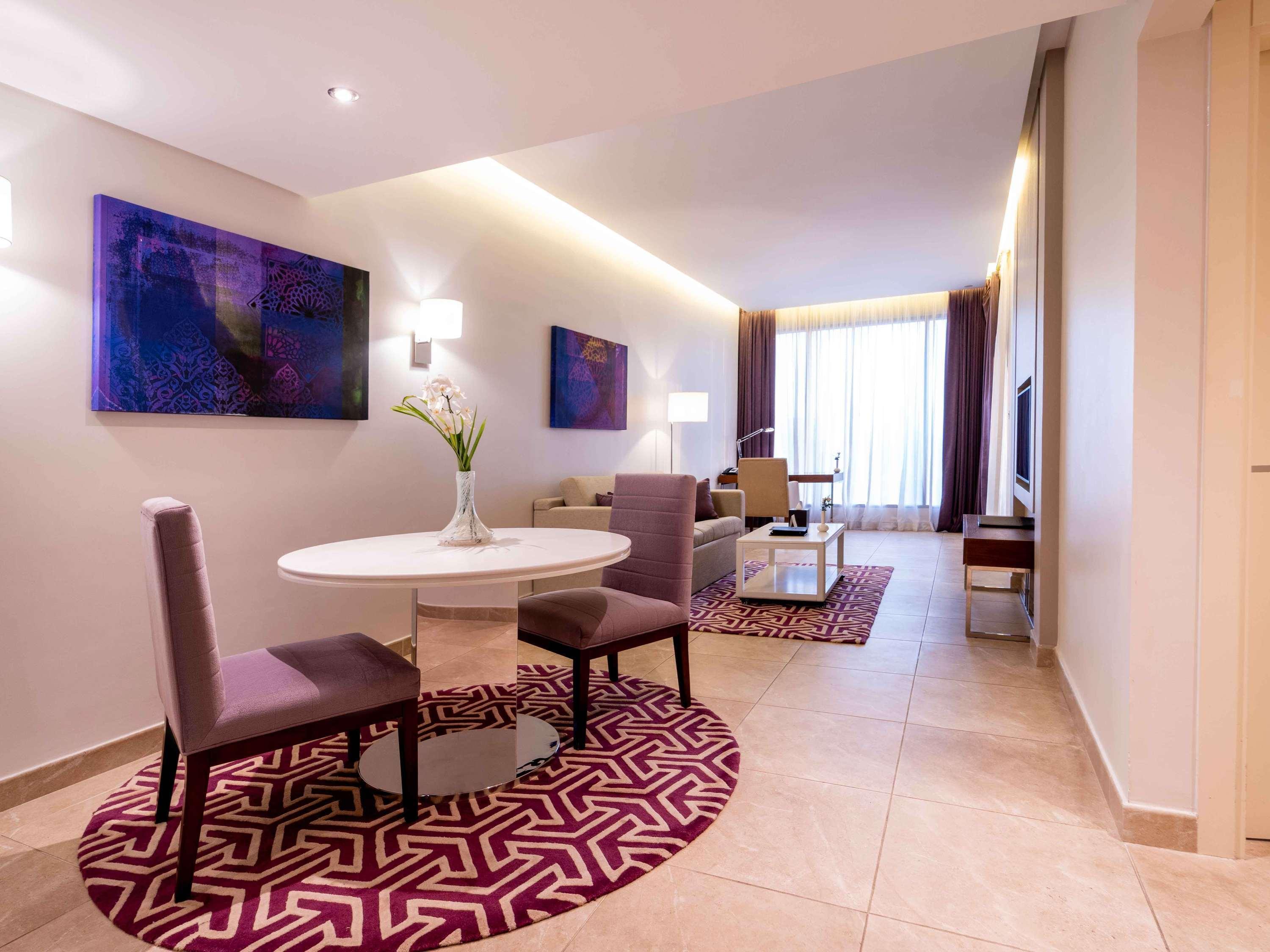 Suite Deluxe with Views