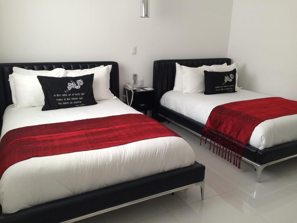 Quadruple Deluxe Two Beds